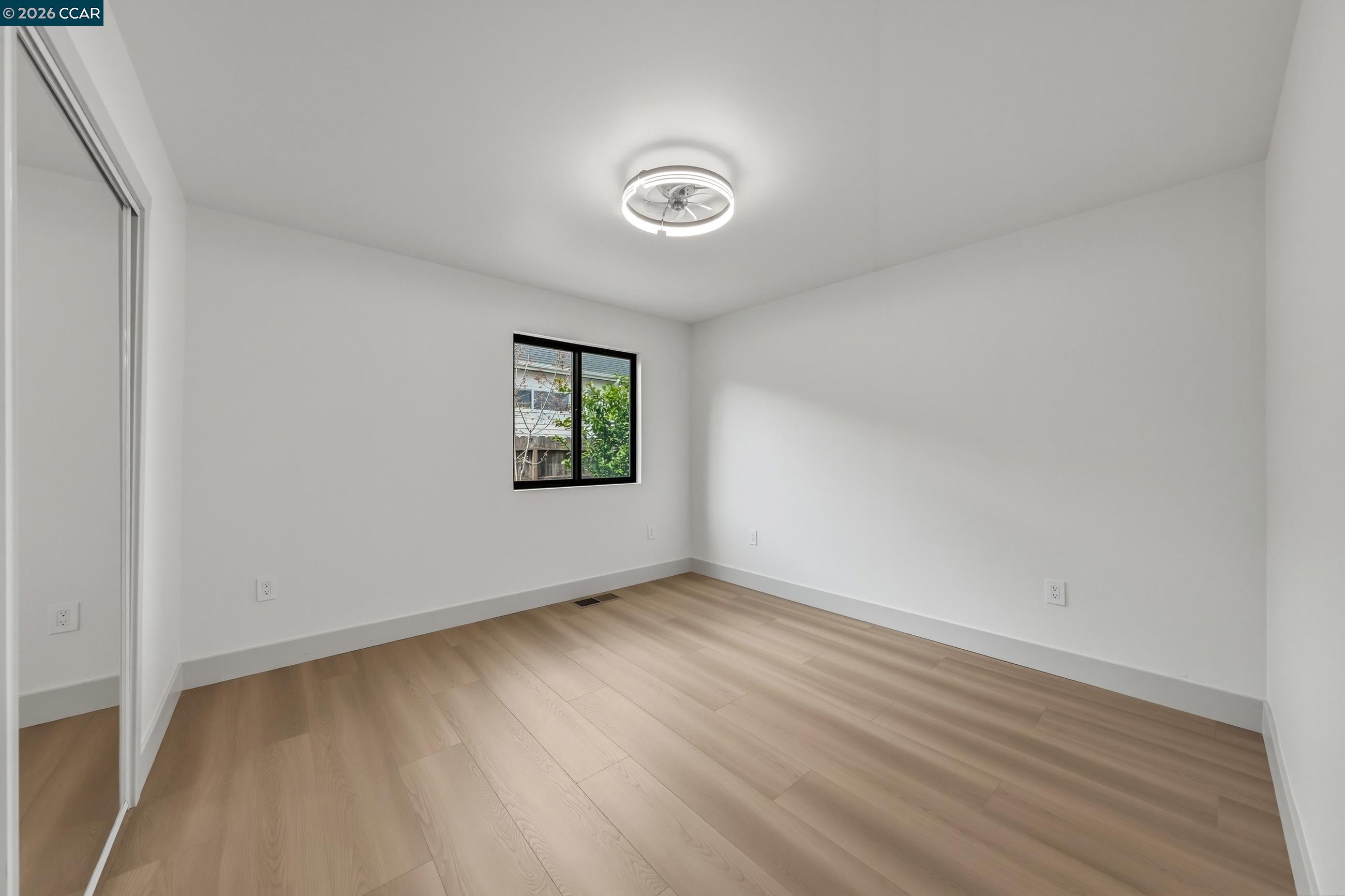 Detail Gallery Image 15 of 27 For 295 Foothill Blvd, Napa,  CA 94558 - 4 Beds | 3 Baths