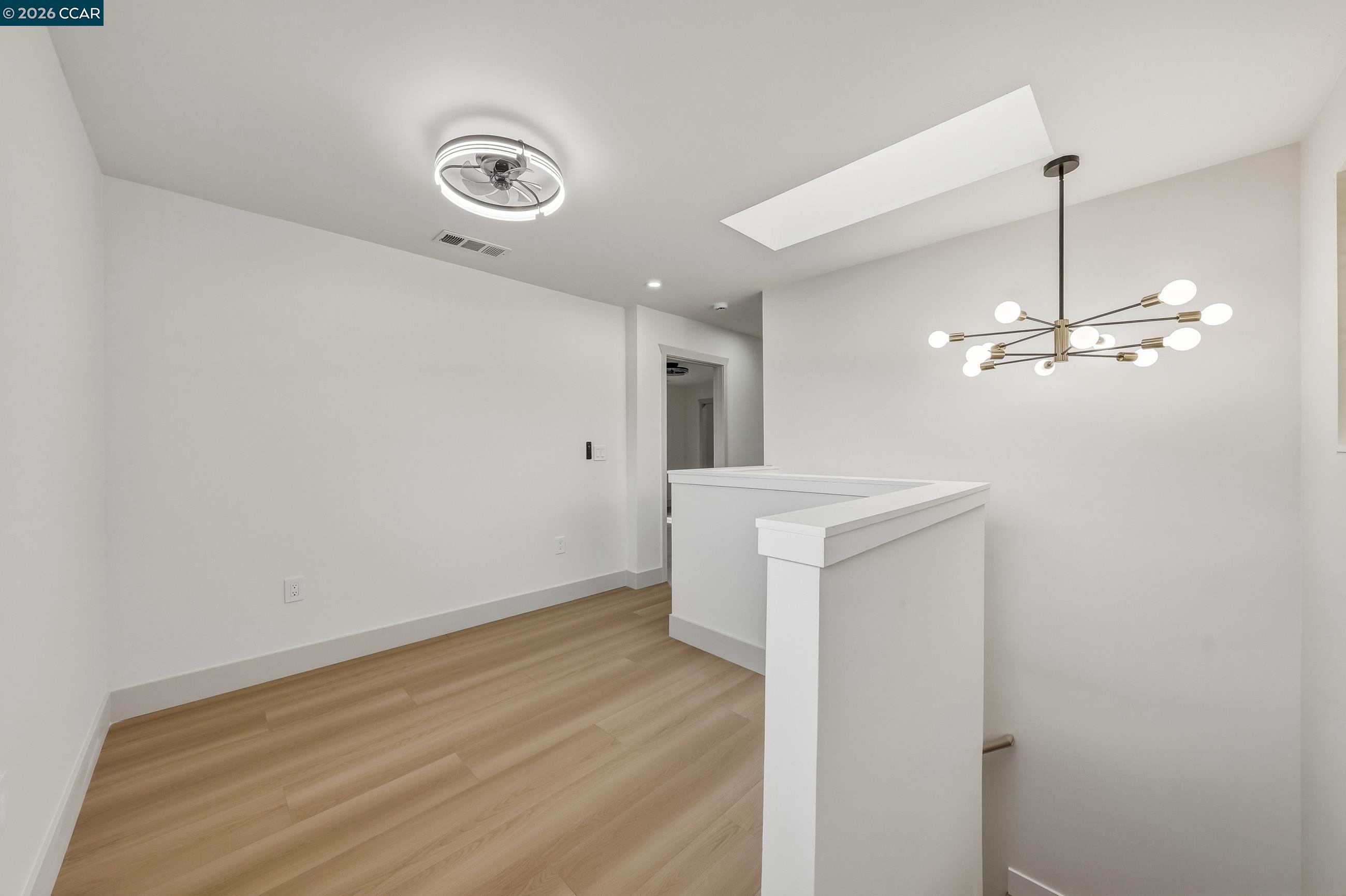 Detail Gallery Image 17 of 27 For 295 Foothill Blvd, Napa,  CA 94558 - 4 Beds | 3 Baths