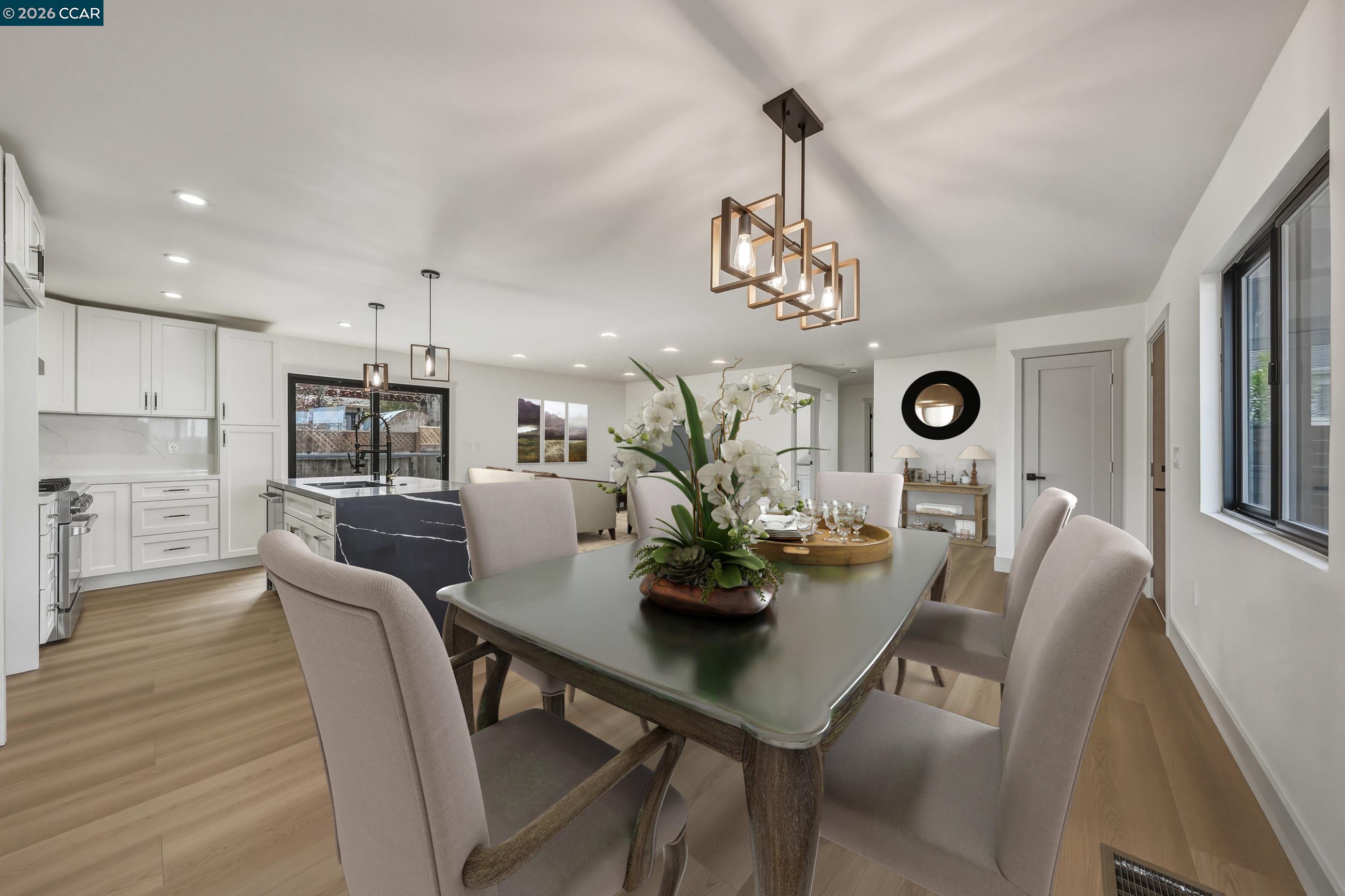 Detail Gallery Image 9 of 27 For 295 Foothill Blvd, Napa,  CA 94558 - 4 Beds | 3 Baths