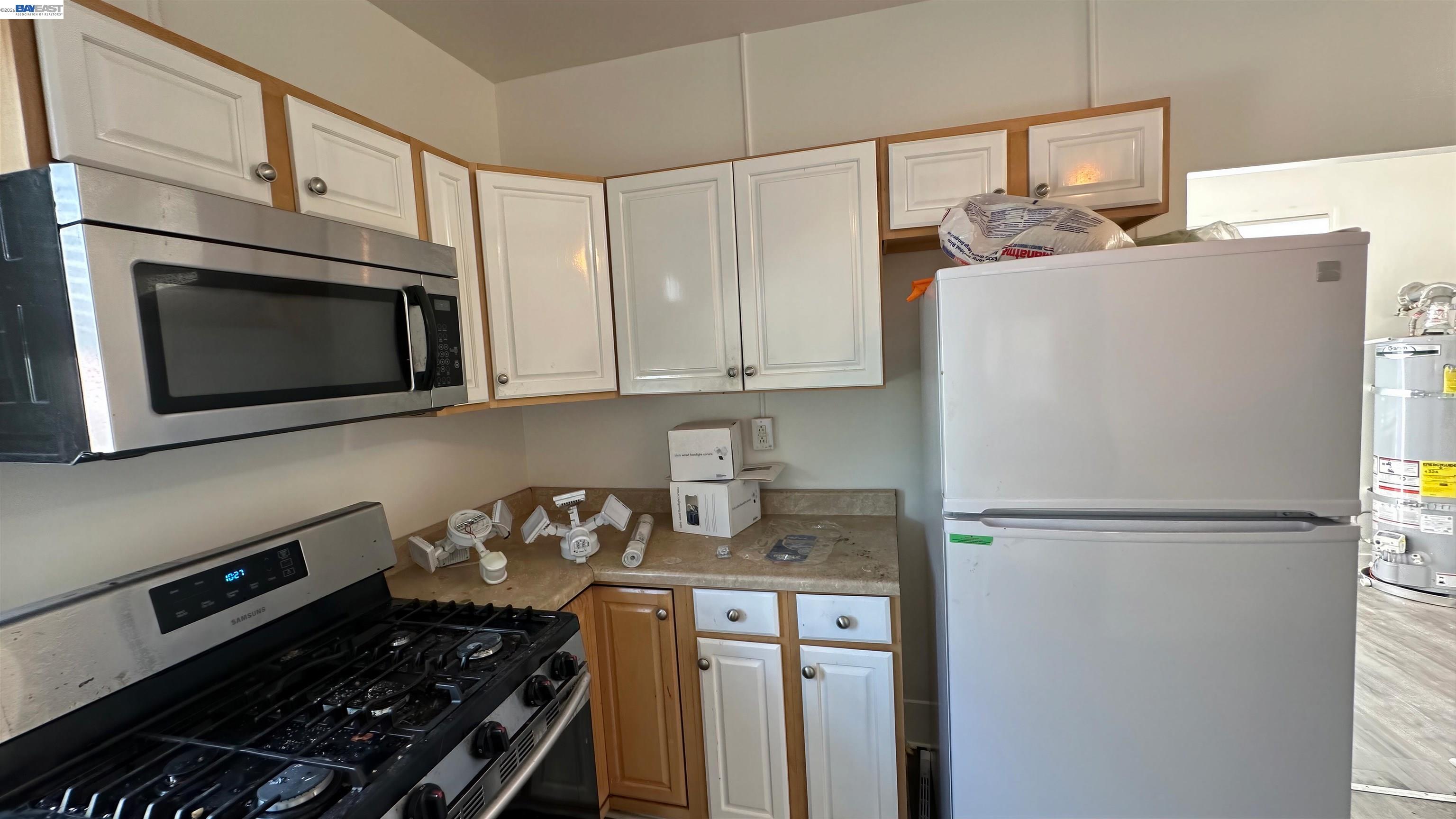 Detail Gallery Image 9 of 9 For 819 W 3rd St, Antioch,  CA 94509 - 4 Beds | 3 Baths