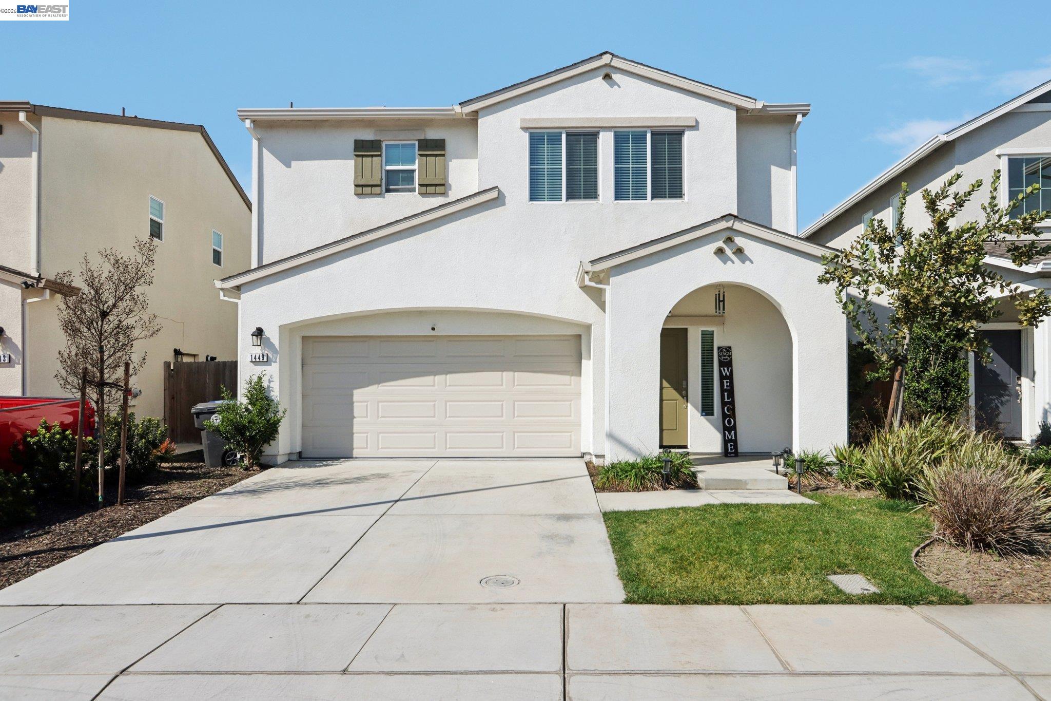 Detail Gallery Image 1 of 38 For 1449 Dorona Ln, Manteca,  CA 95336 - 4 Beds | 2/1 Baths
