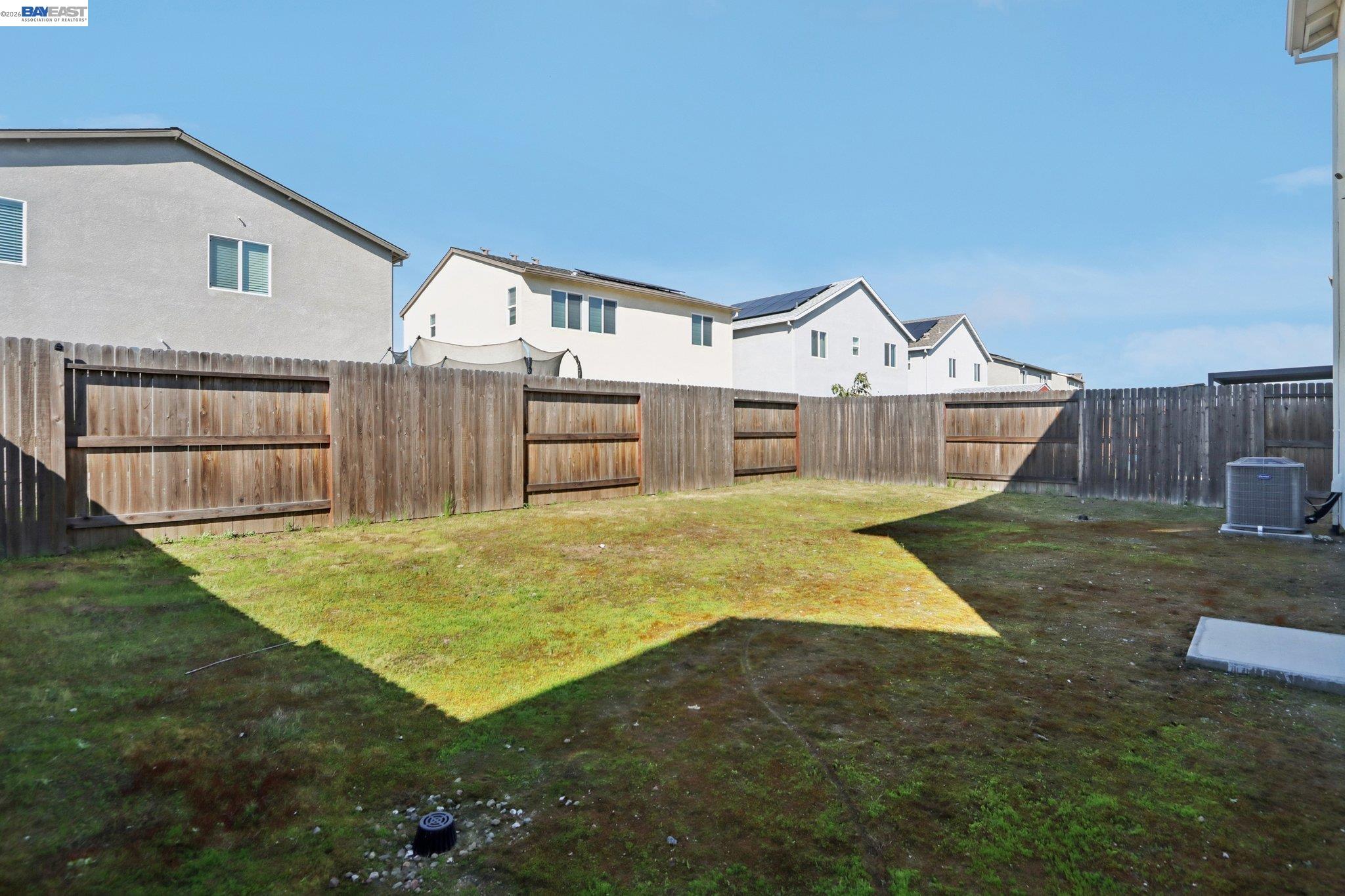 Detail Gallery Image 26 of 38 For 1449 Dorona Ln, Manteca,  CA 95336 - 4 Beds | 2/1 Baths