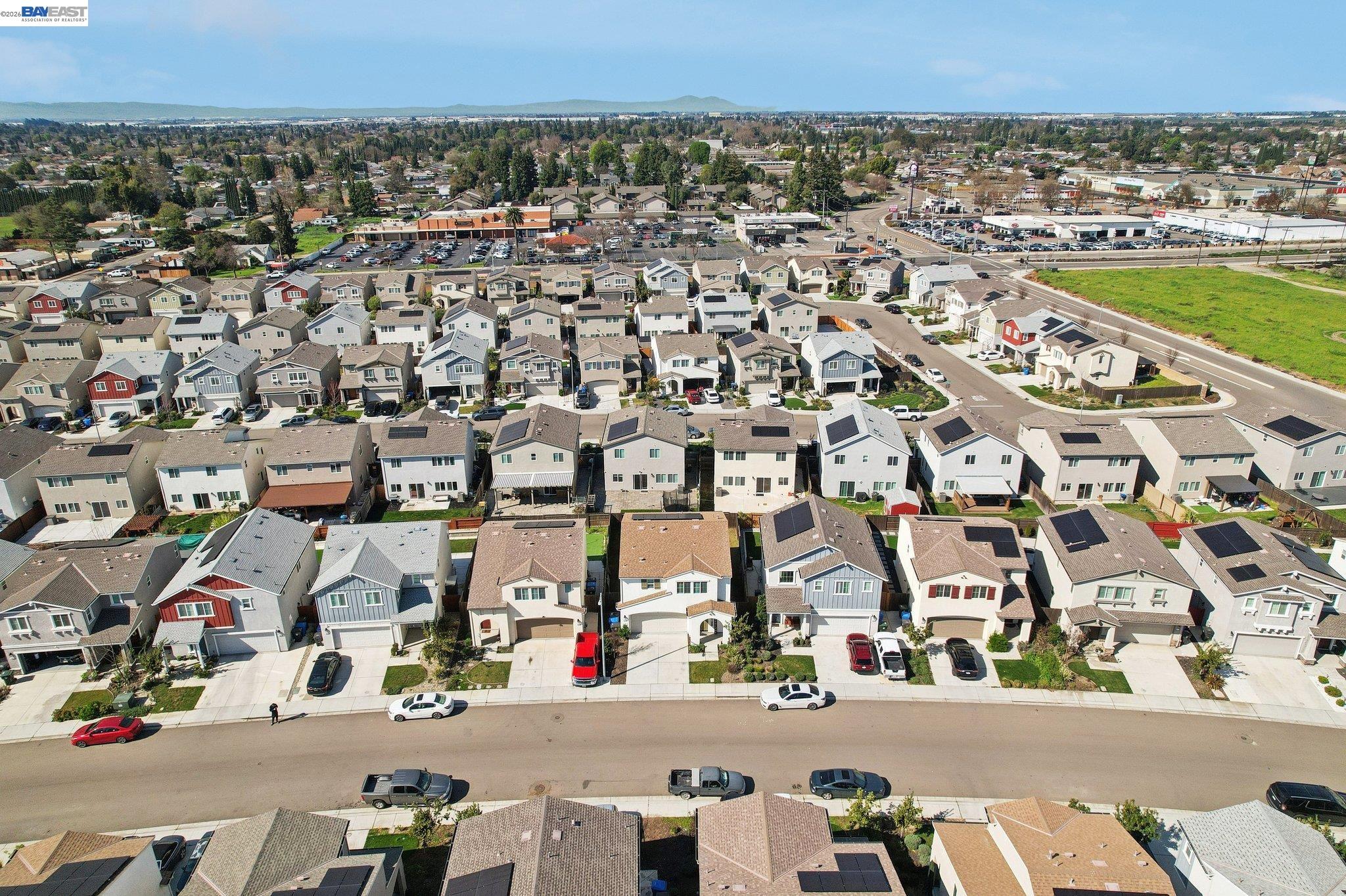 Detail Gallery Image 33 of 38 For 1449 Dorona Ln, Manteca,  CA 95336 - 4 Beds | 2/1 Baths