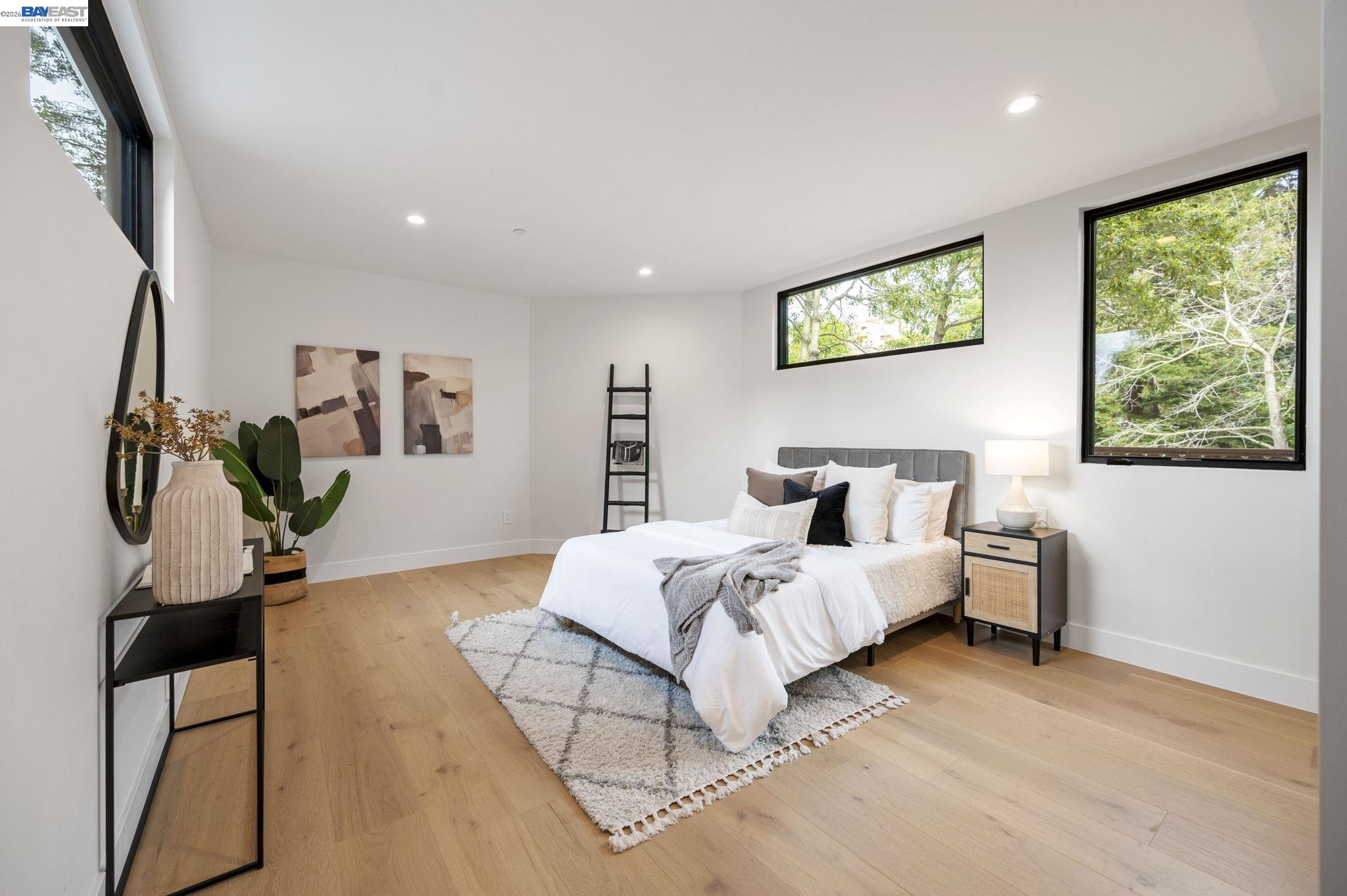 Detail Gallery Image 54 of 60 For 5883 Margarido Dr, Oakland,  CA 94618 - 5 Beds | 5/1 Baths