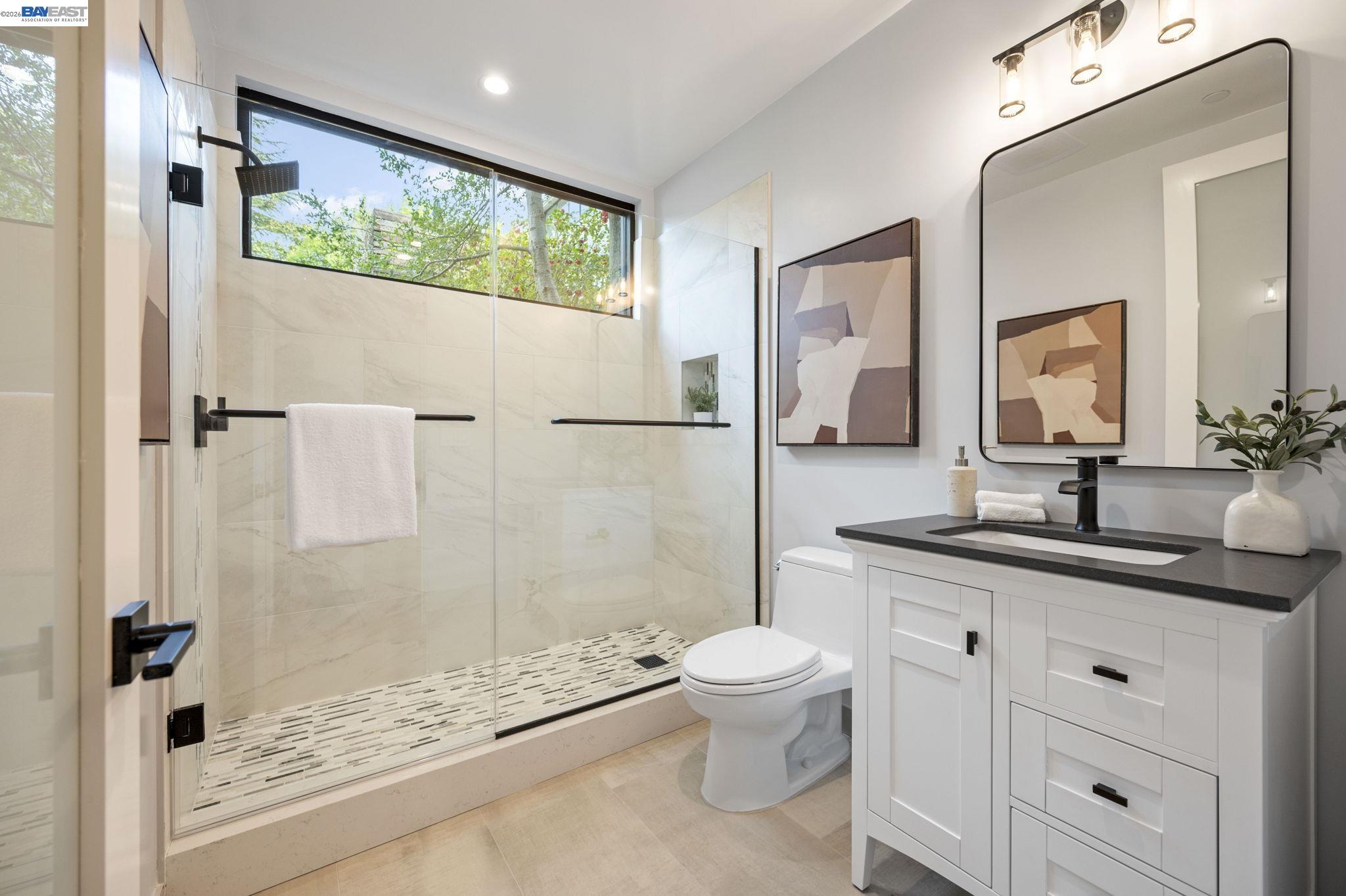 Detail Gallery Image 55 of 60 For 5883 Margarido Dr, Oakland,  CA 94618 - 5 Beds | 5/1 Baths