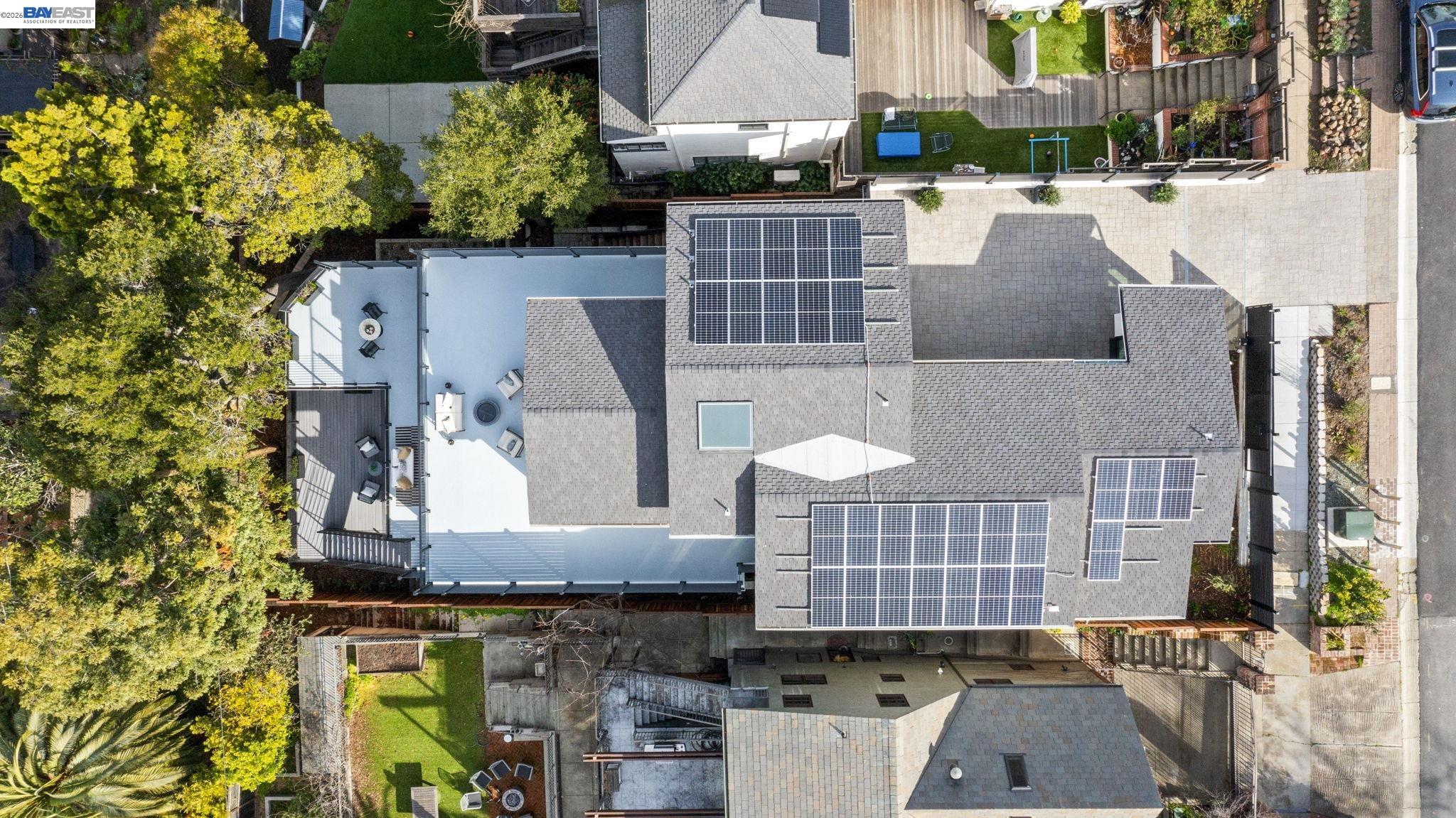 Detail Gallery Image 60 of 60 For 5883 Margarido Dr, Oakland,  CA 94618 - 5 Beds | 5/1 Baths