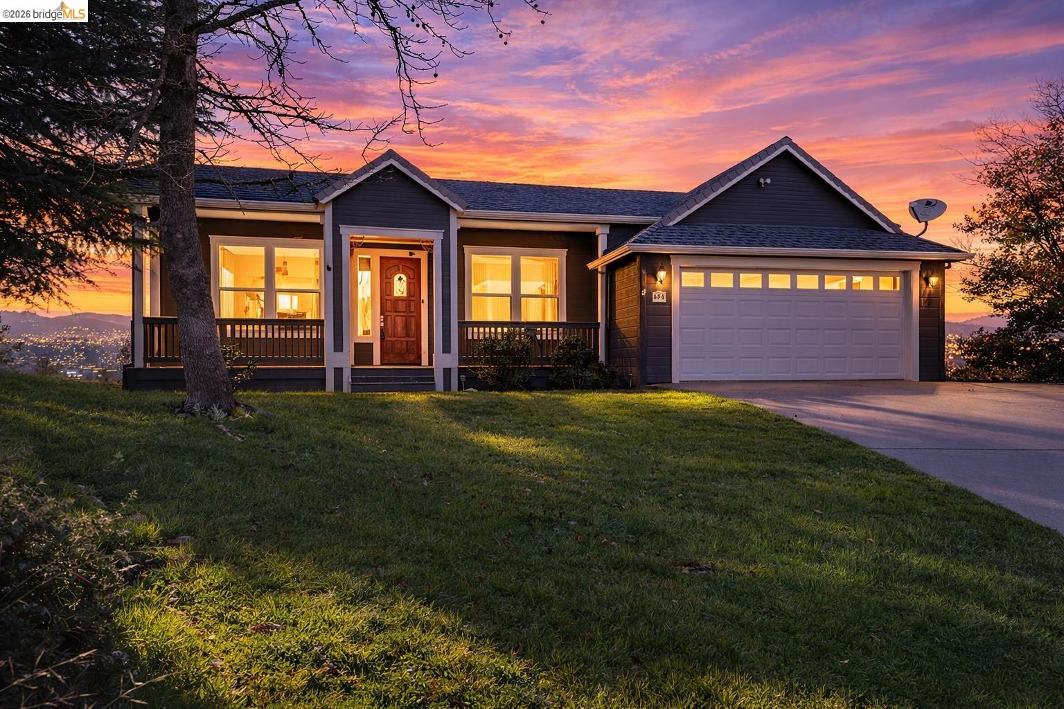 Front Image Thumbnail for EB41125832