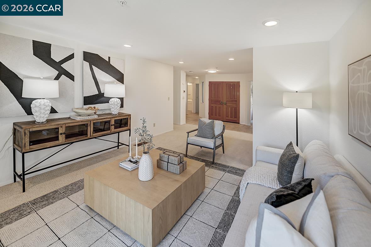 Photo #5: 41125836 Listing: Photo #5