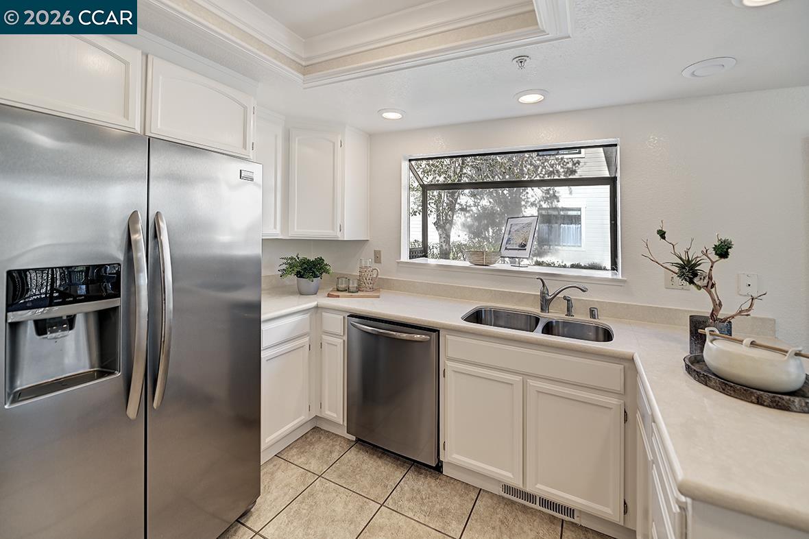 Photo #8: 41125836 Listing: Photo #8