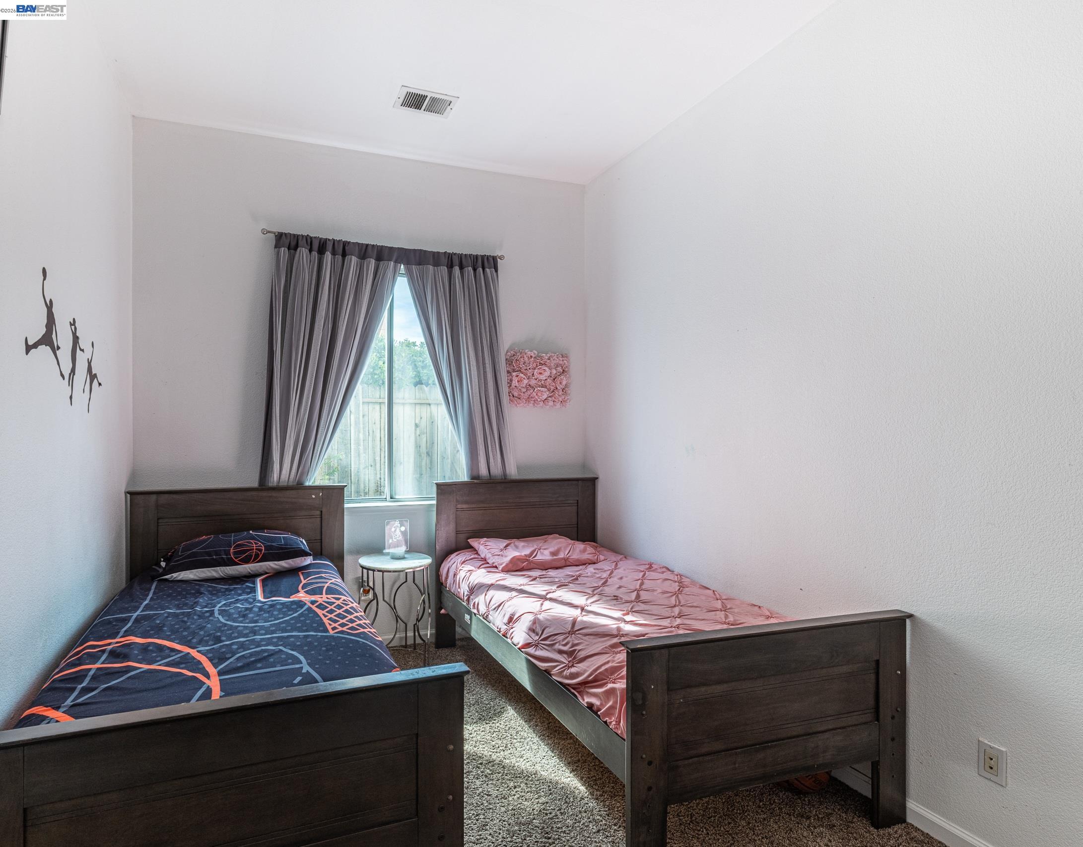 Detail Gallery Image 14 of 20 For 4764 Brookside Circle, Fairfield,  CA 94534 - 4 Beds | 2 Baths