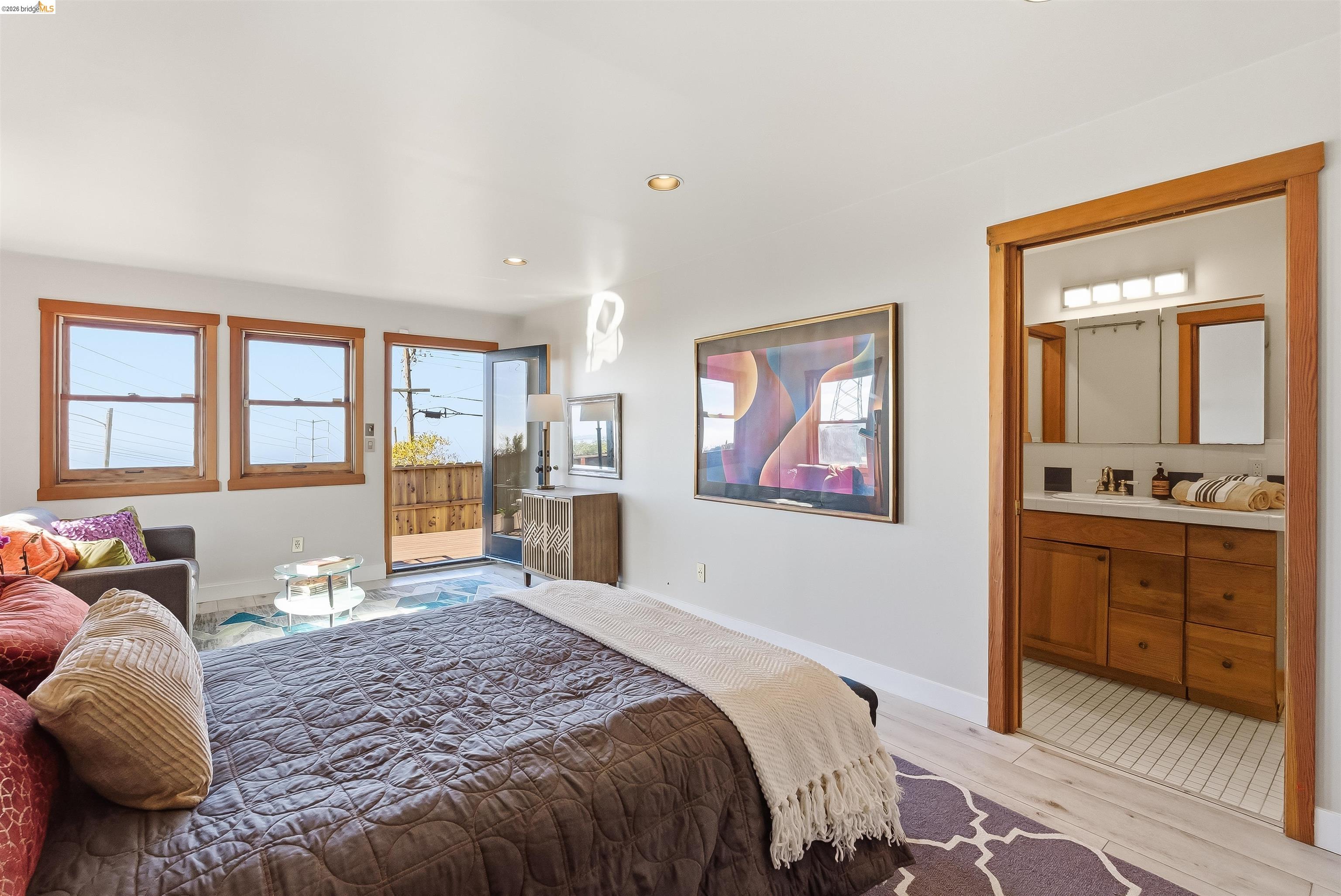 Detail Gallery Image 12 of 45 For 8440 Terrace Dr, El Cerrito,  CA 94530 - 3 Beds | 2/1 Baths