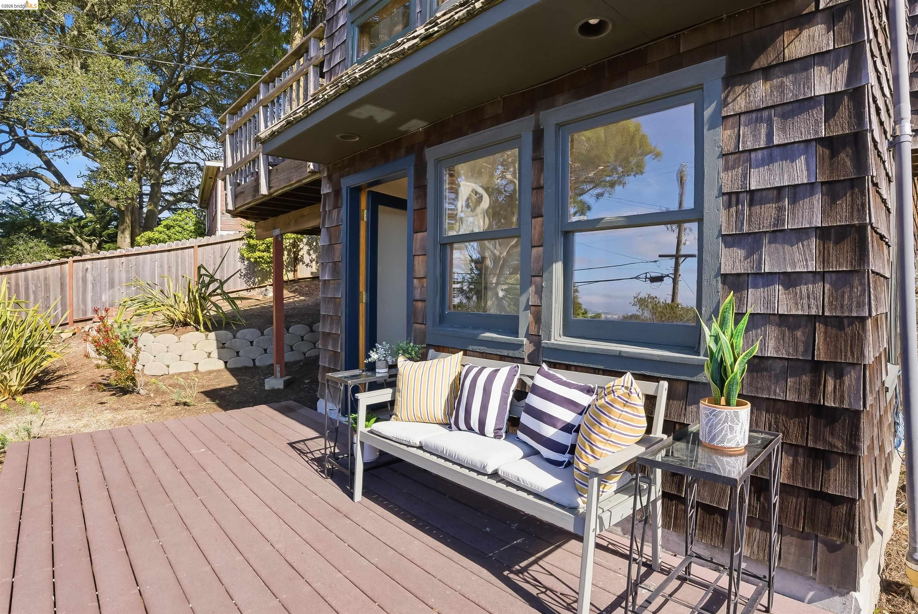 Detail Gallery Image 13 of 45 For 8440 Terrace Dr, El Cerrito,  CA 94530 - 3 Beds | 2/1 Baths