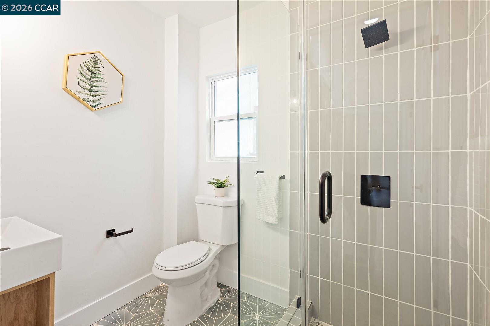 Detail Gallery Image 23 of 60 For 6055 Majestic Ave, Oakland,  CA 94605 - 5 Beds | 3 Baths