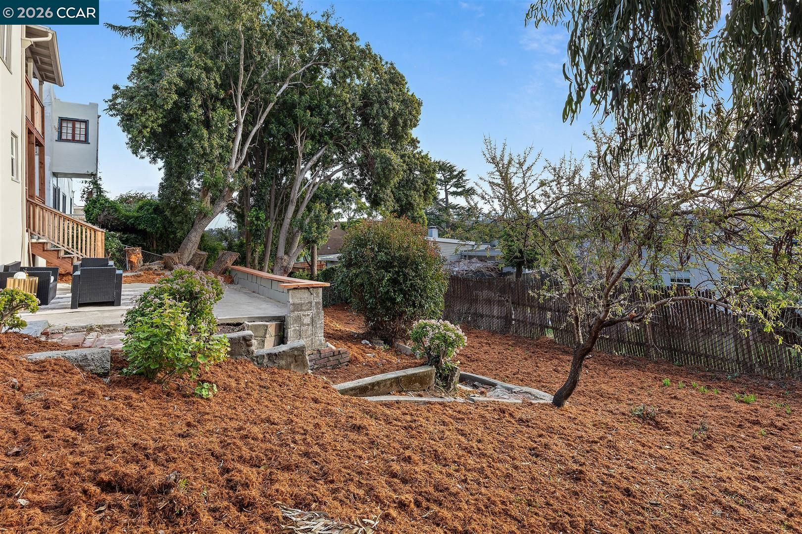 Detail Gallery Image 40 of 60 For 6055 Majestic Ave, Oakland,  CA 94605 - 5 Beds | 3 Baths