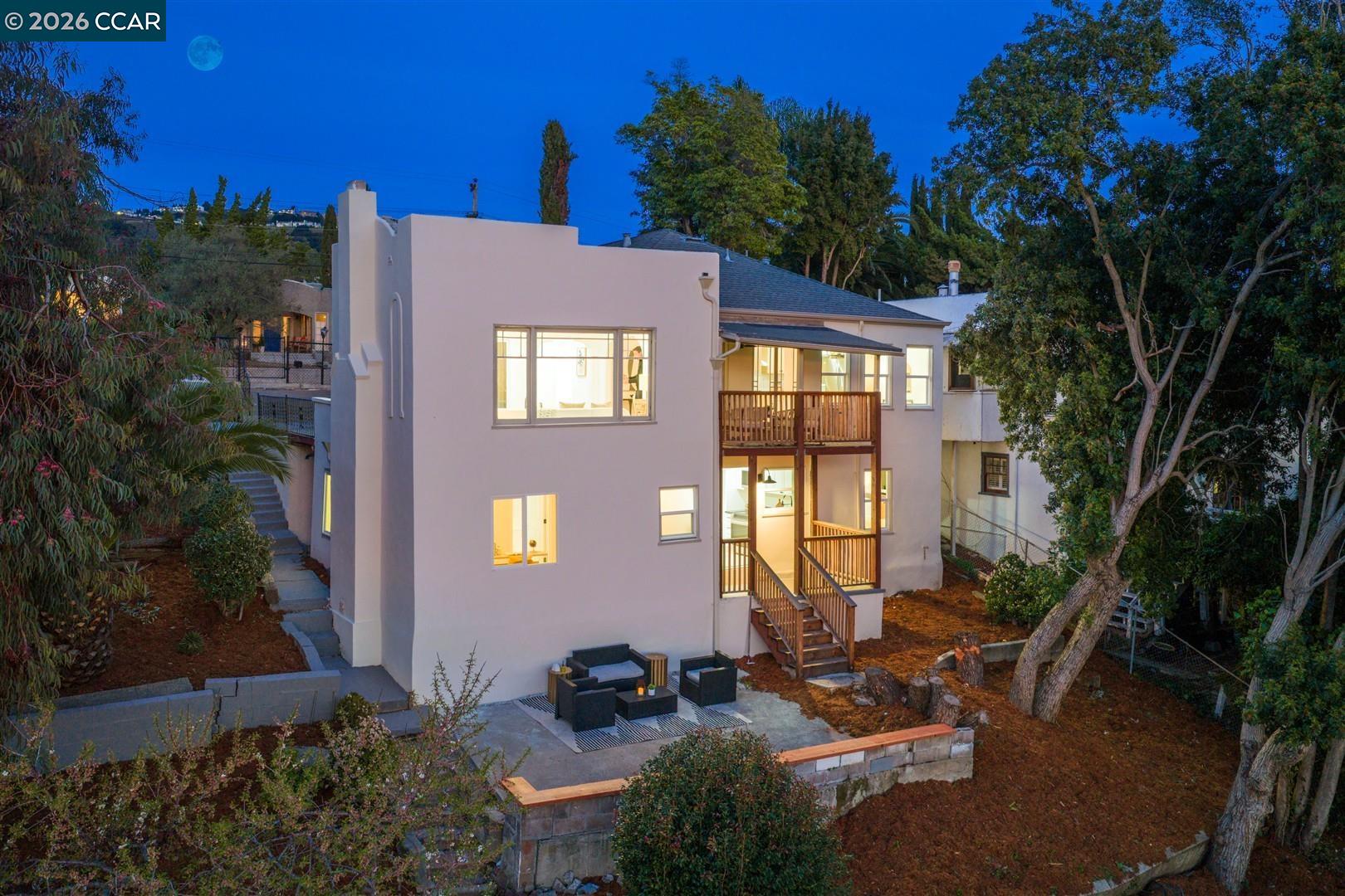 Detail Gallery Image 41 of 60 For 6055 Majestic Ave, Oakland,  CA 94605 - 5 Beds | 3 Baths