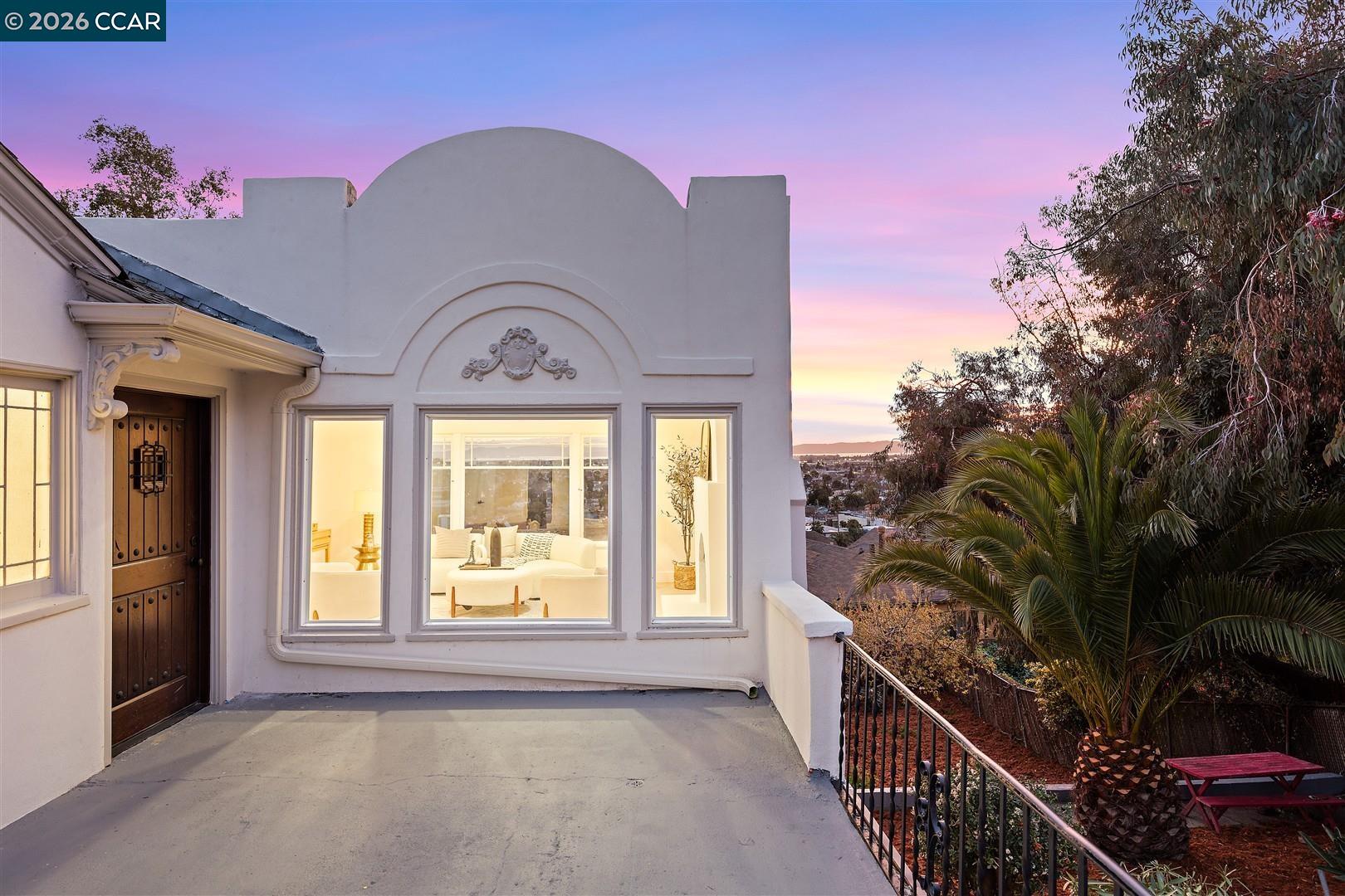 Detail Gallery Image 49 of 60 For 6055 Majestic Ave, Oakland,  CA 94605 - 5 Beds | 3 Baths