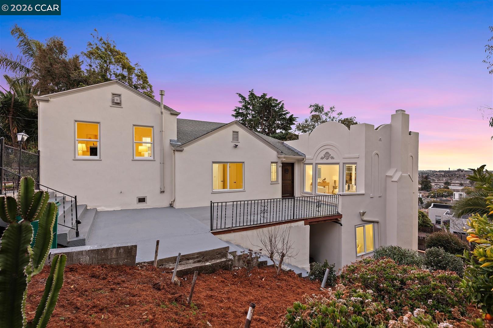 Detail Gallery Image 50 of 60 For 6055 Majestic Ave, Oakland,  CA 94605 - 5 Beds | 3 Baths