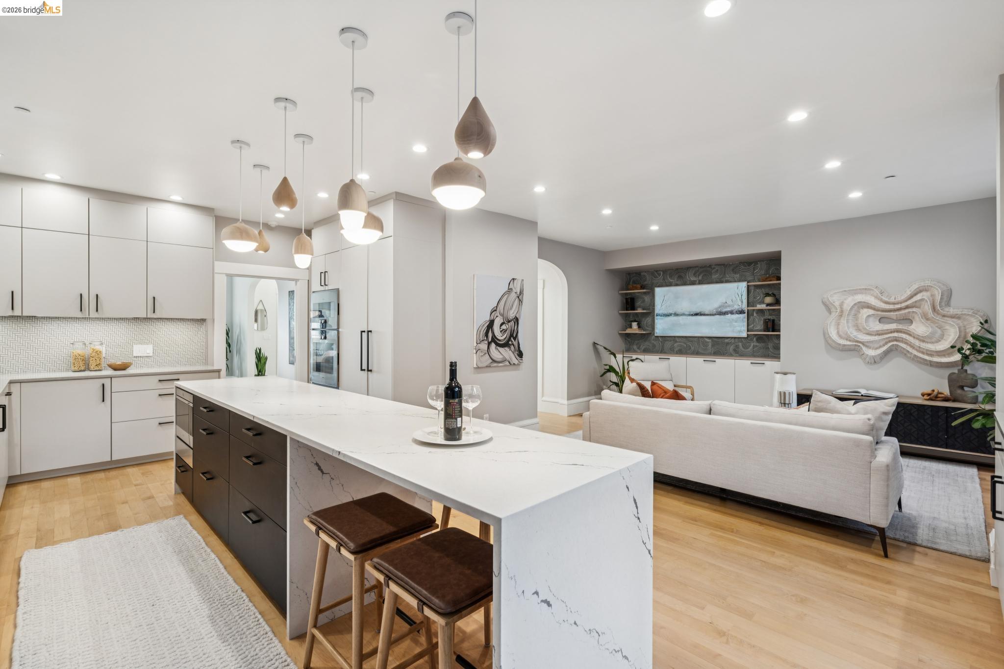 Detail Gallery Image 23 of 60 For 5416 Golden Gate Ave, Oakland,  CA 94618 - 4 Beds | 3/1 Baths