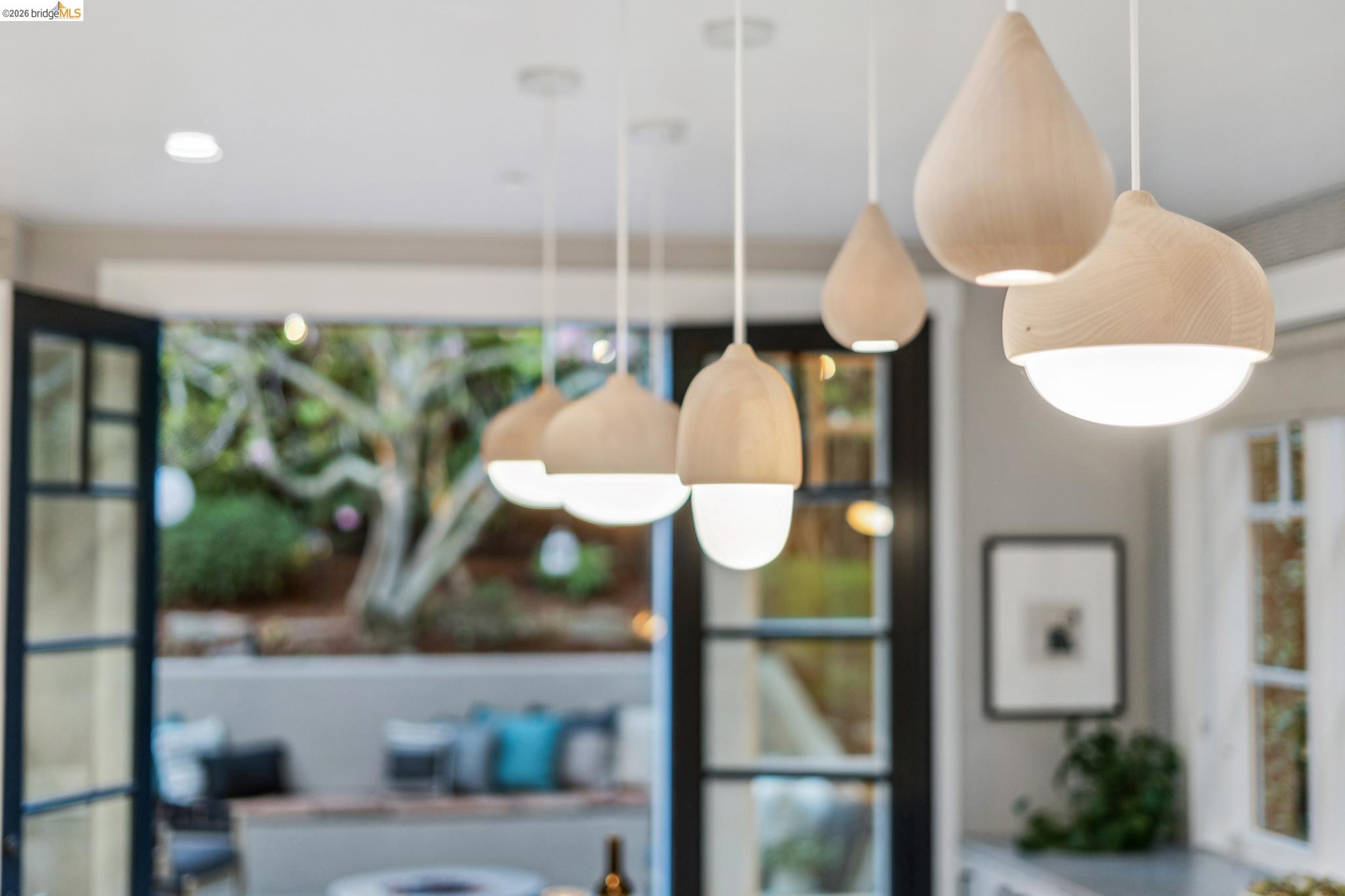 Detail Gallery Image 26 of 60 For 5416 Golden Gate Ave, Oakland,  CA 94618 - 4 Beds | 3/1 Baths