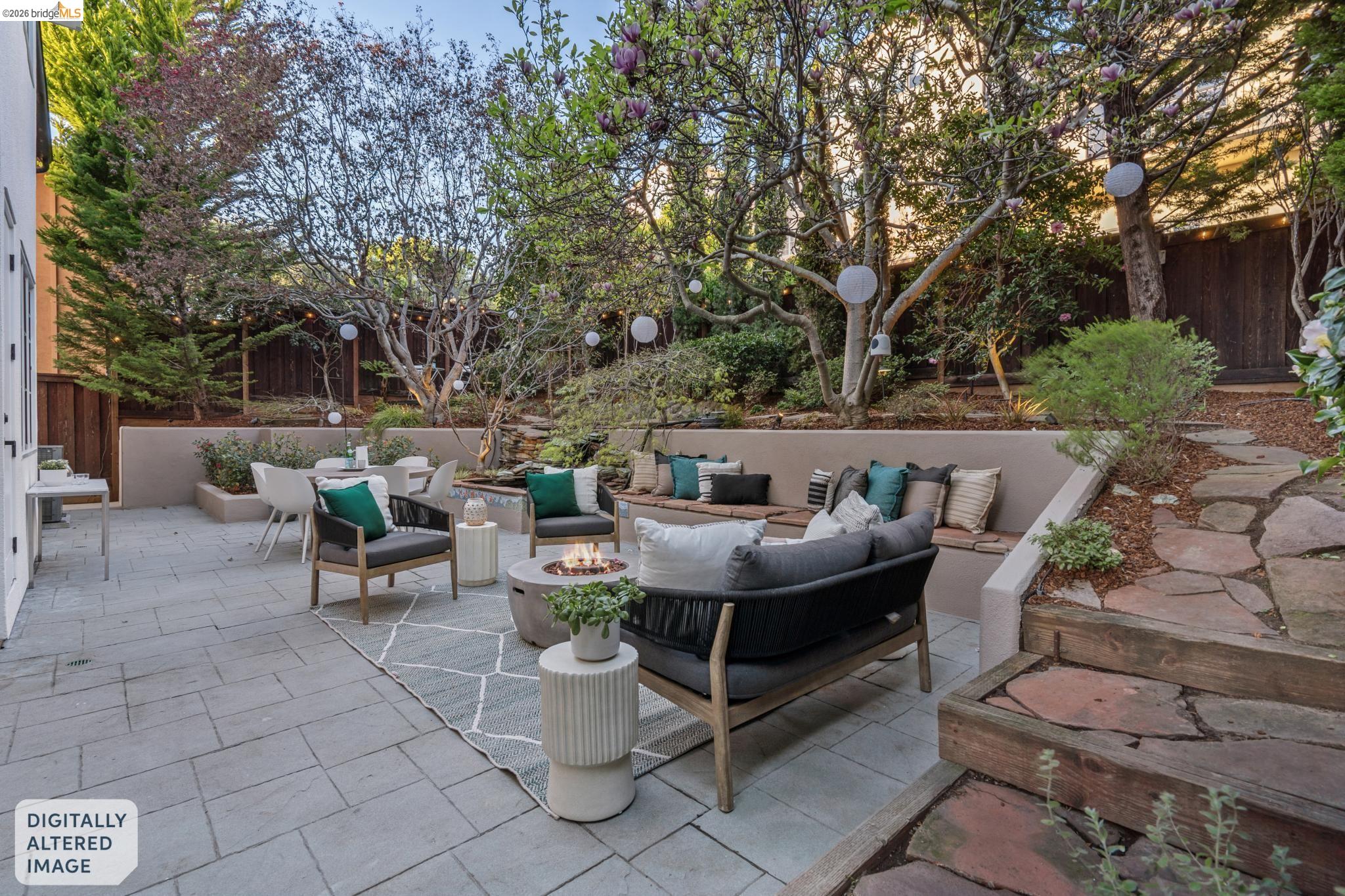 Detail Gallery Image 30 of 60 For 5416 Golden Gate Ave, Oakland,  CA 94618 - 4 Beds | 3/1 Baths