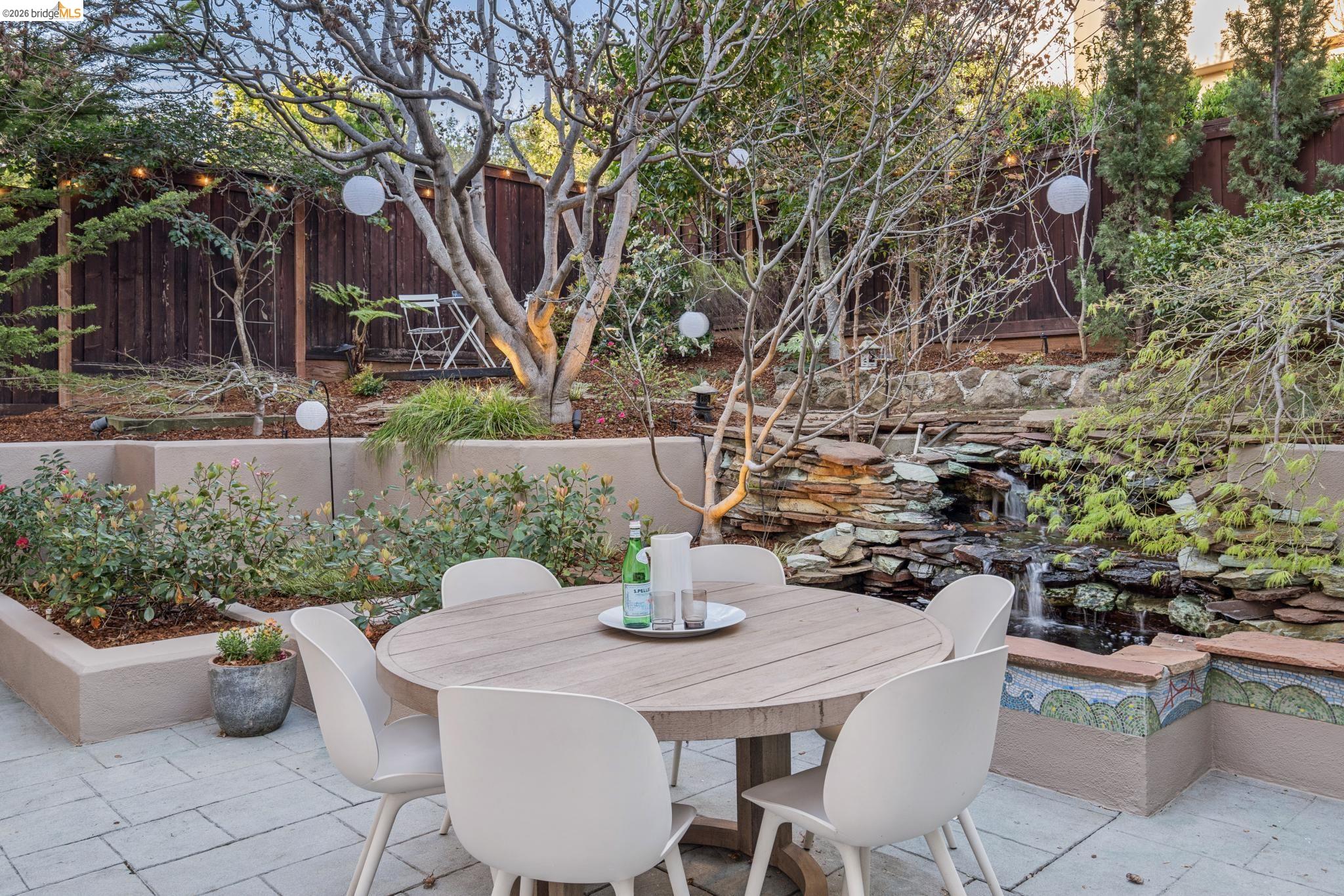 Detail Gallery Image 31 of 60 For 5416 Golden Gate Ave, Oakland,  CA 94618 - 4 Beds | 3/1 Baths