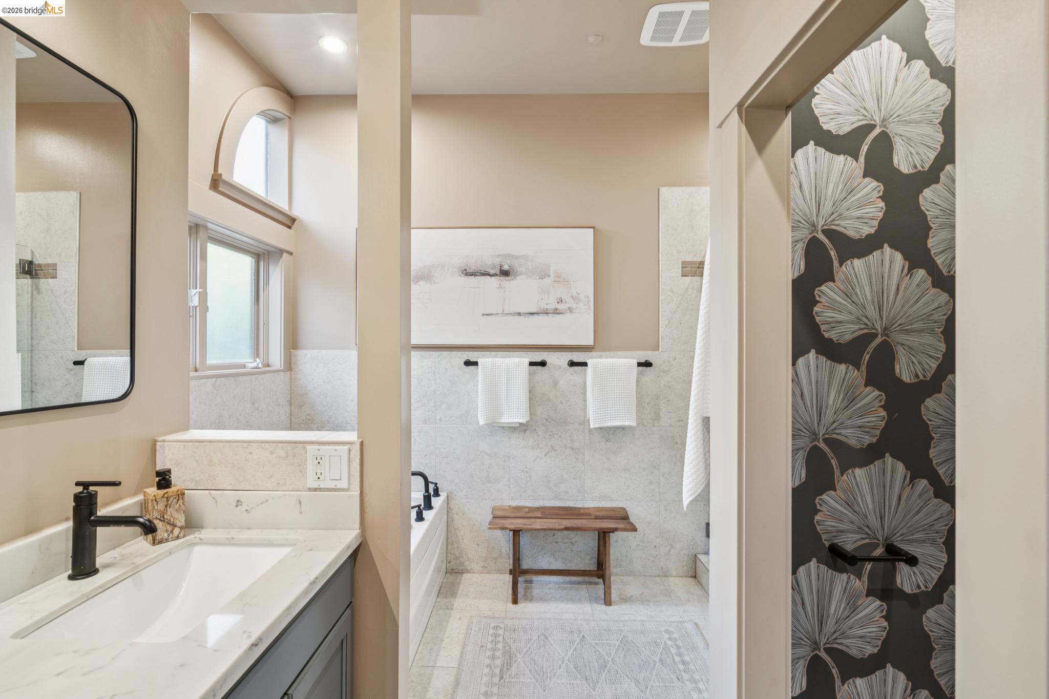 Detail Gallery Image 42 of 60 For 5416 Golden Gate Ave, Oakland,  CA 94618 - 4 Beds | 3/1 Baths