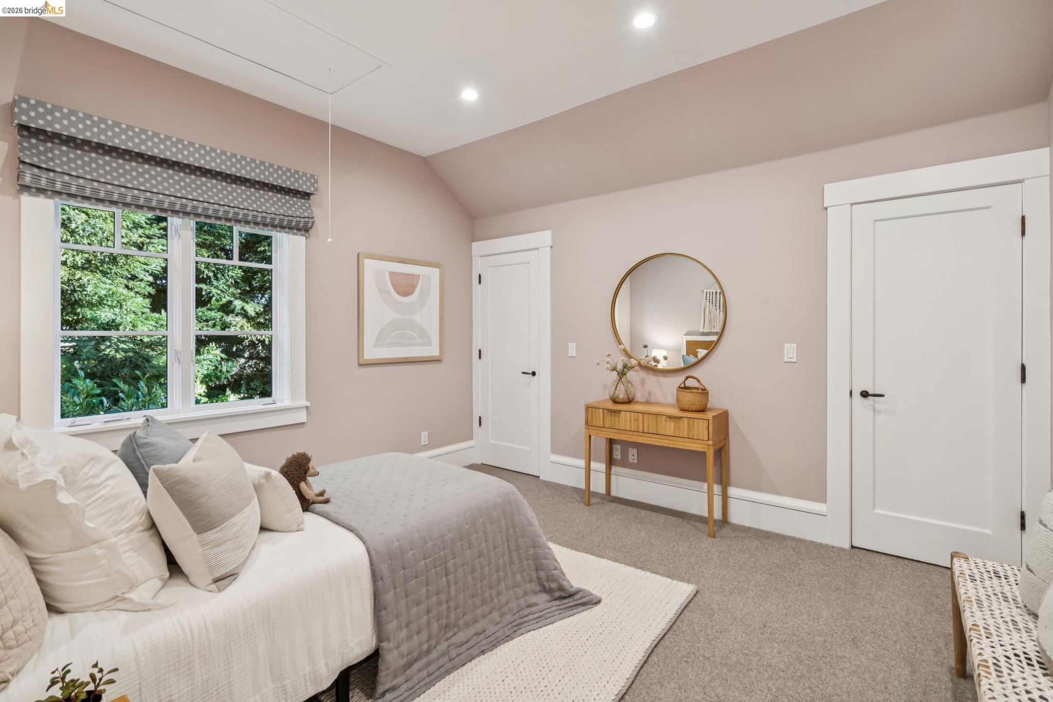 Detail Gallery Image 47 of 60 For 5416 Golden Gate Ave, Oakland,  CA 94618 - 4 Beds | 3/1 Baths