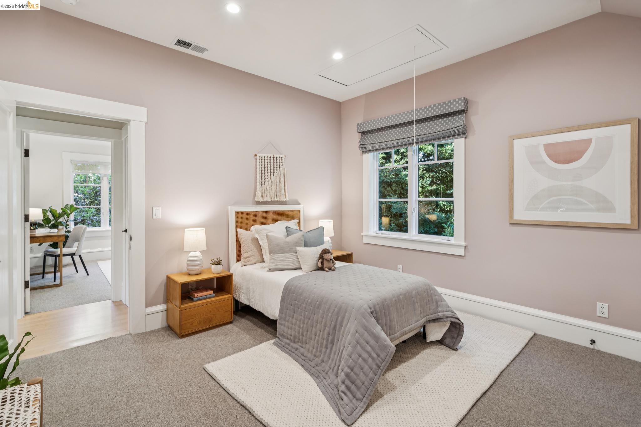 Detail Gallery Image 48 of 60 For 5416 Golden Gate Ave, Oakland,  CA 94618 - 4 Beds | 3/1 Baths