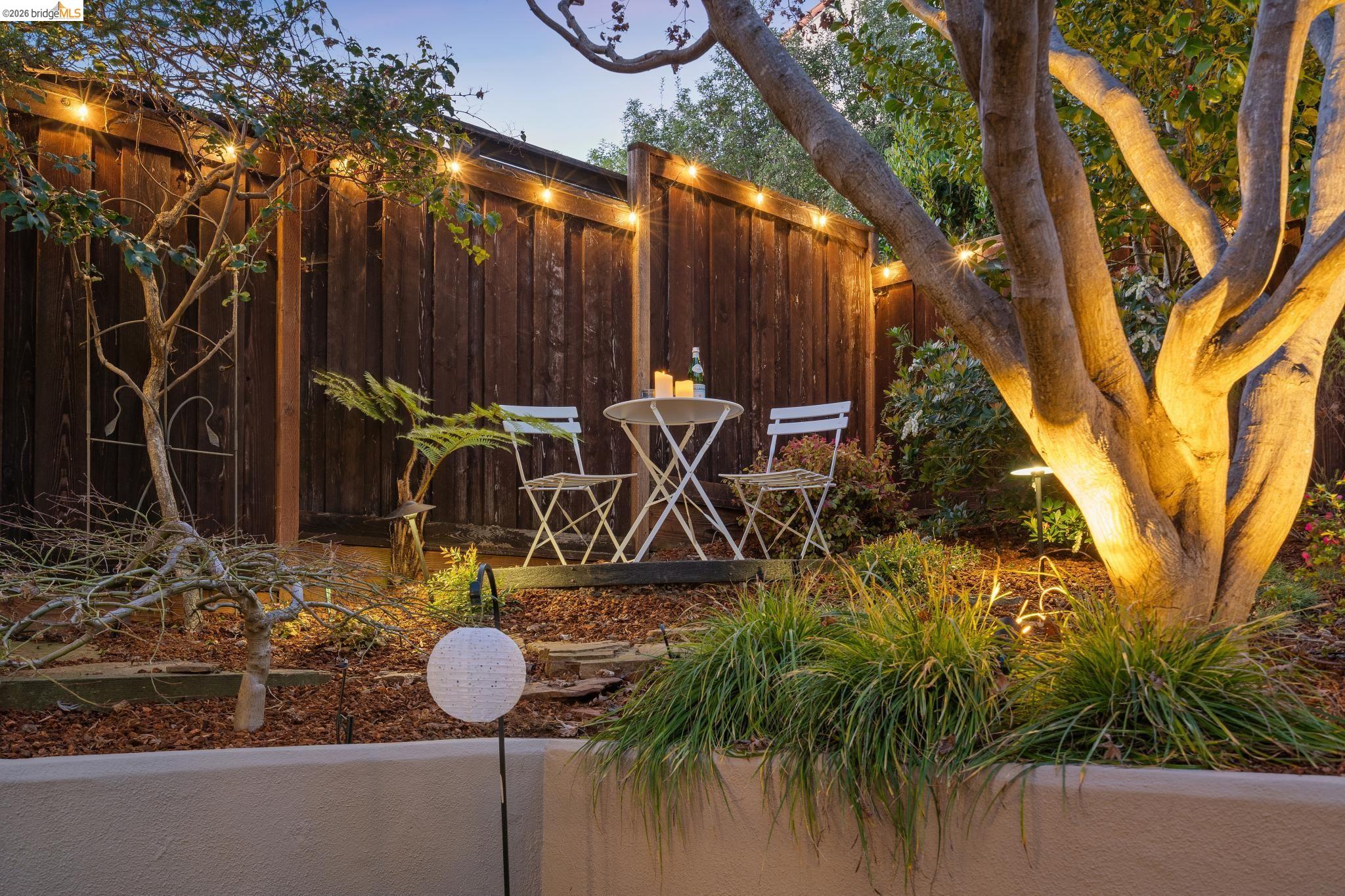 Detail Gallery Image 57 of 60 For 5416 Golden Gate Ave, Oakland,  CA 94618 - 4 Beds | 3/1 Baths