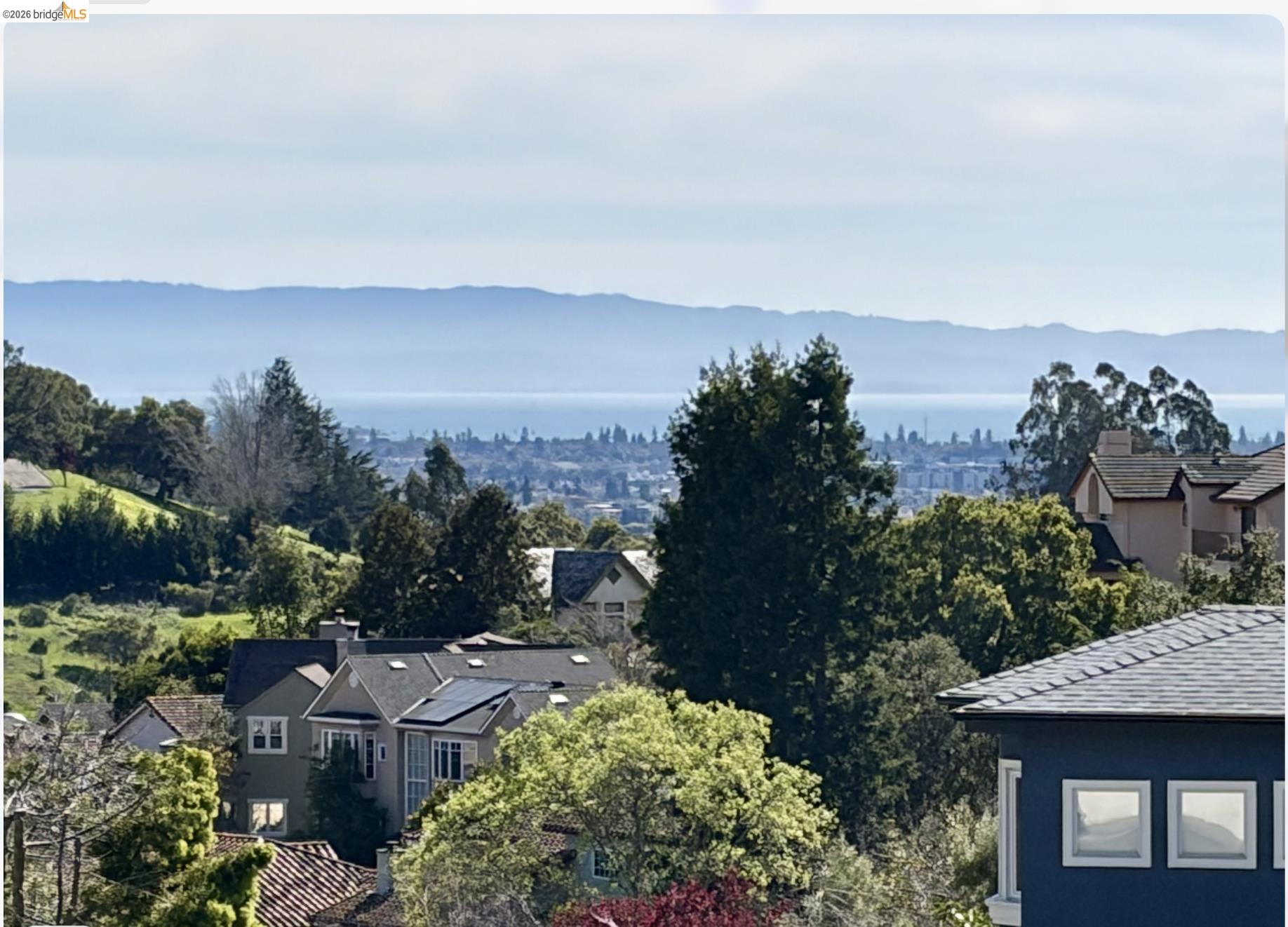 Detail Gallery Image 10 of 60 For 5416 Golden Gate Ave, Oakland,  CA 94618 - 4 Beds | 3/1 Baths