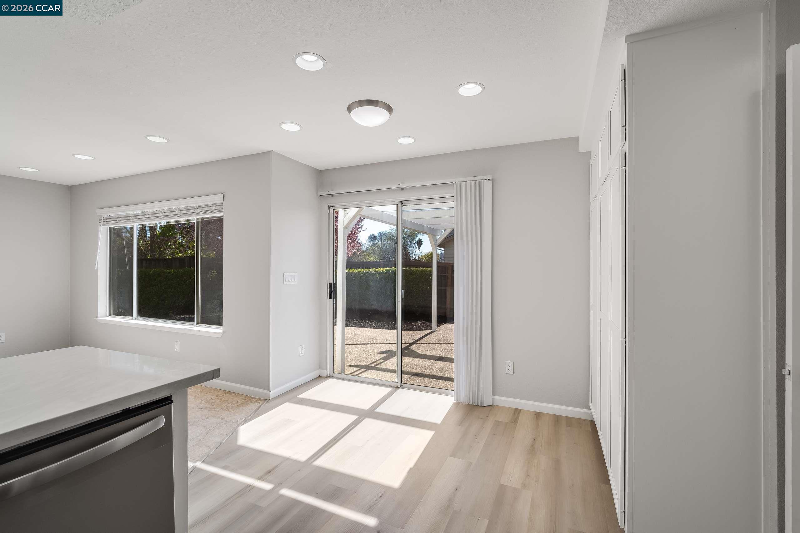 Detail Gallery Image 14 of 34 For 4750 Sterling Hill Dr, Antioch,  CA 94531 - 3 Beds | 2/1 Baths