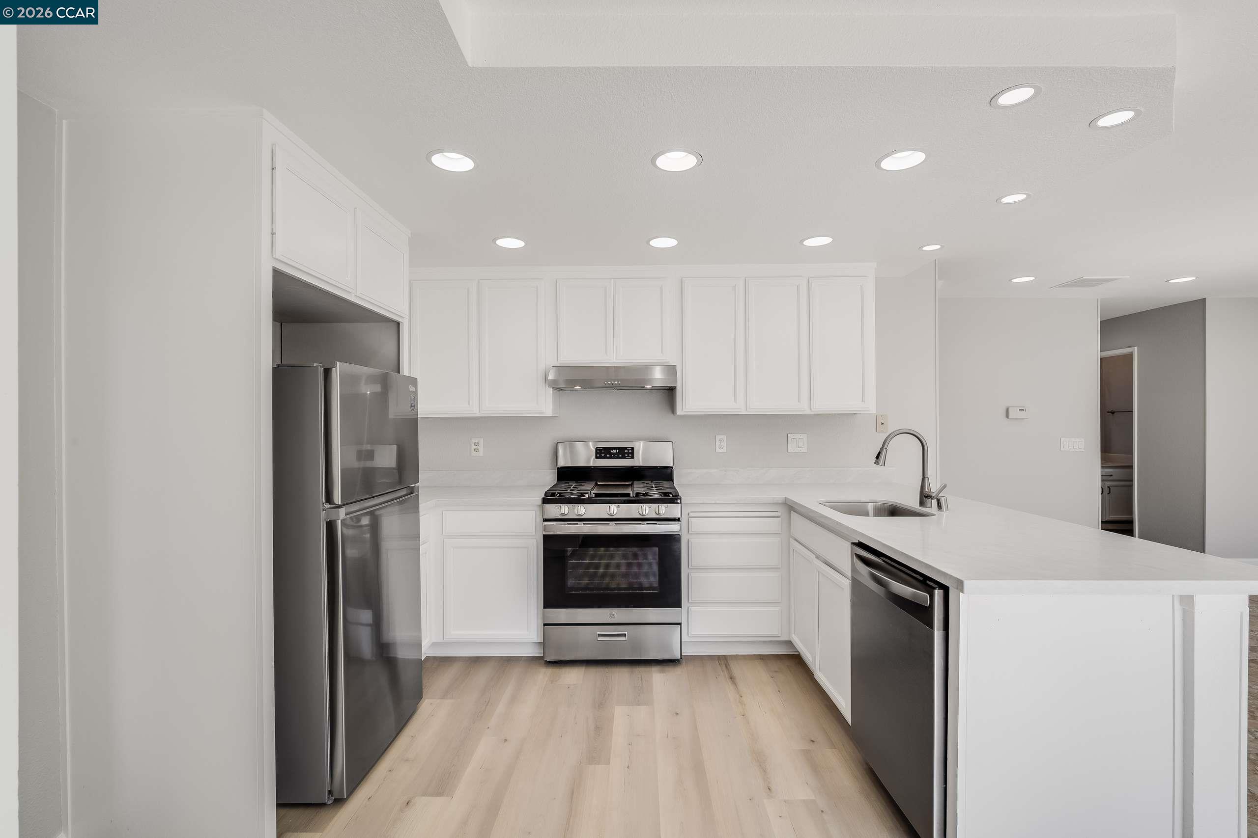 Detail Gallery Image 15 of 34 For 4750 Sterling Hill Dr, Antioch,  CA 94531 - 3 Beds | 2/1 Baths