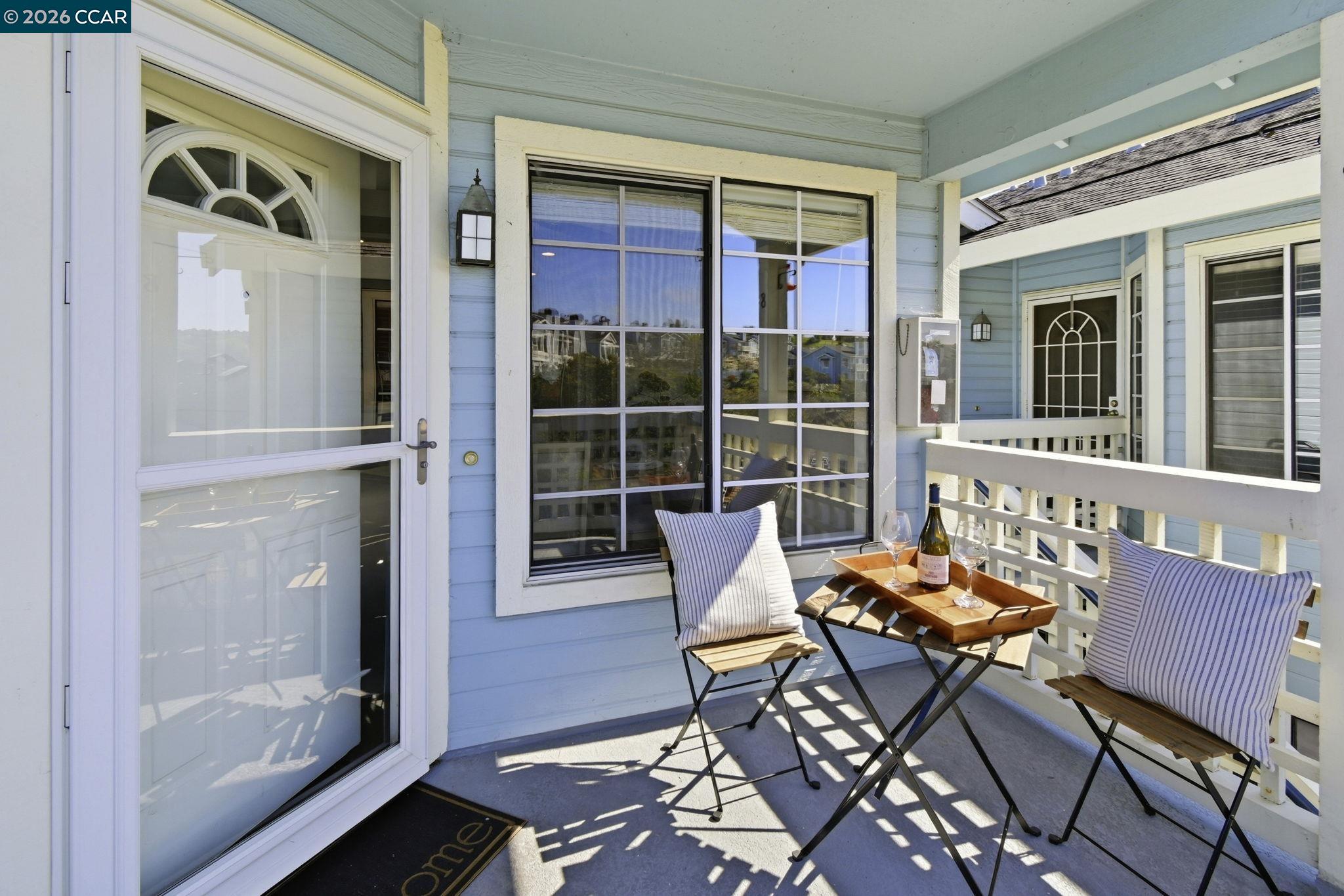 Detail Gallery Image 3 of 34 For 211 Salt Point Ct #8,  Vallejo,  CA 94591 - 2 Beds | 1 Baths