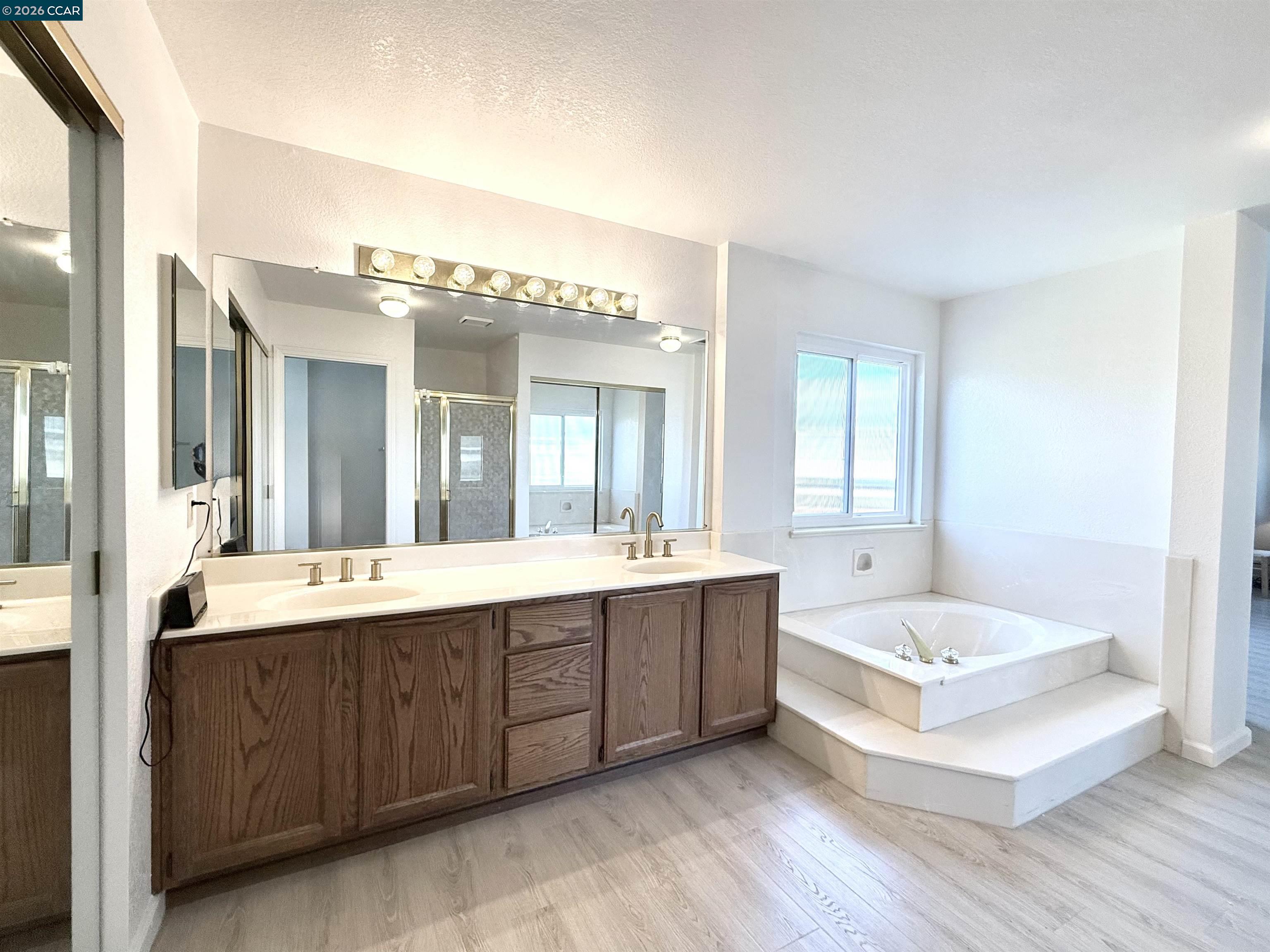 Detail Gallery Image 24 of 40 For 2504 Brocket Court, Antioch,  CA 94531 - 5 Beds | 3 Baths