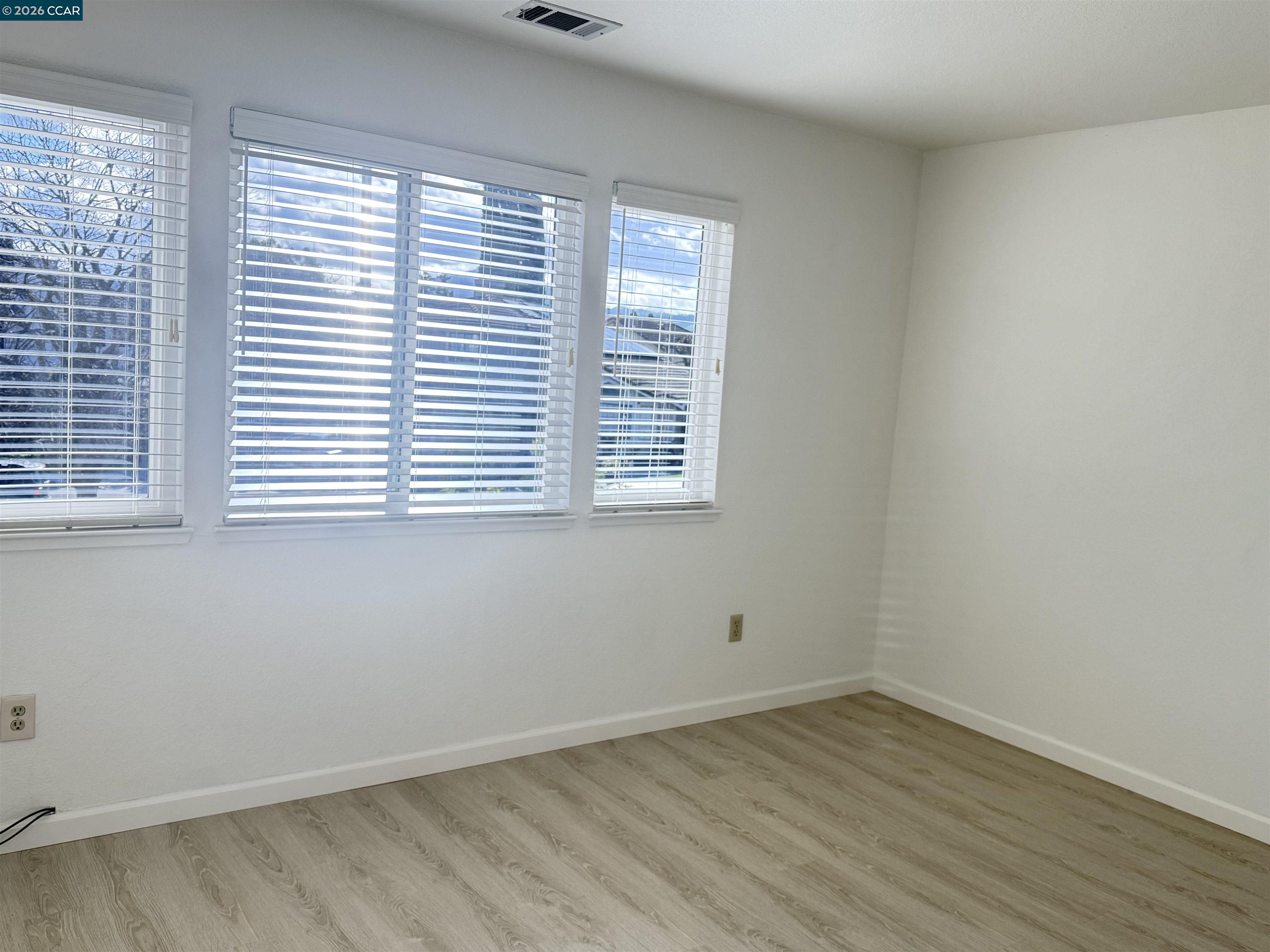 Detail Gallery Image 30 of 40 For 2504 Brocket Court, Antioch,  CA 94531 - 5 Beds | 3 Baths