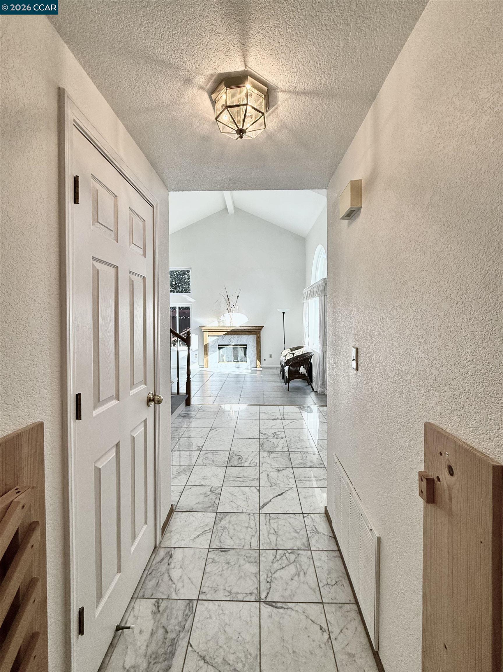 Detail Gallery Image 8 of 40 For 2504 Brocket Court, Antioch,  CA 94531 - 5 Beds | 3 Baths