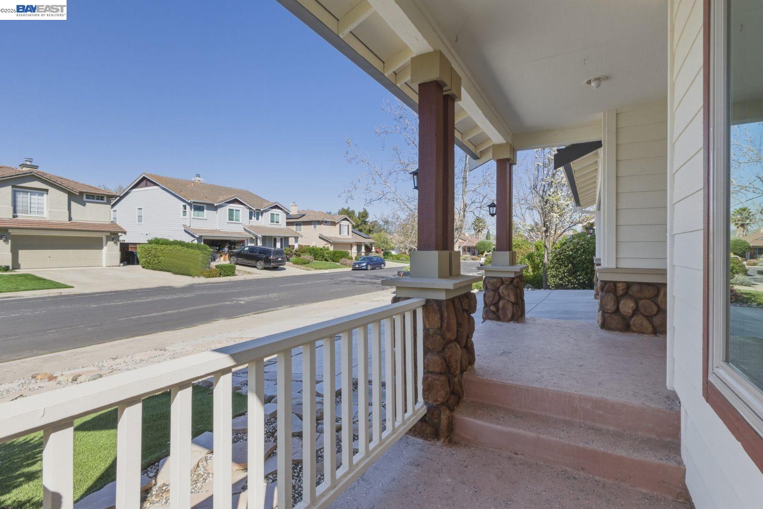 Detail Gallery Image 6 of 50 For 1433 Jayhawk Ln, Livermore,  CA 94551 - 4 Beds | 2/1 Baths
