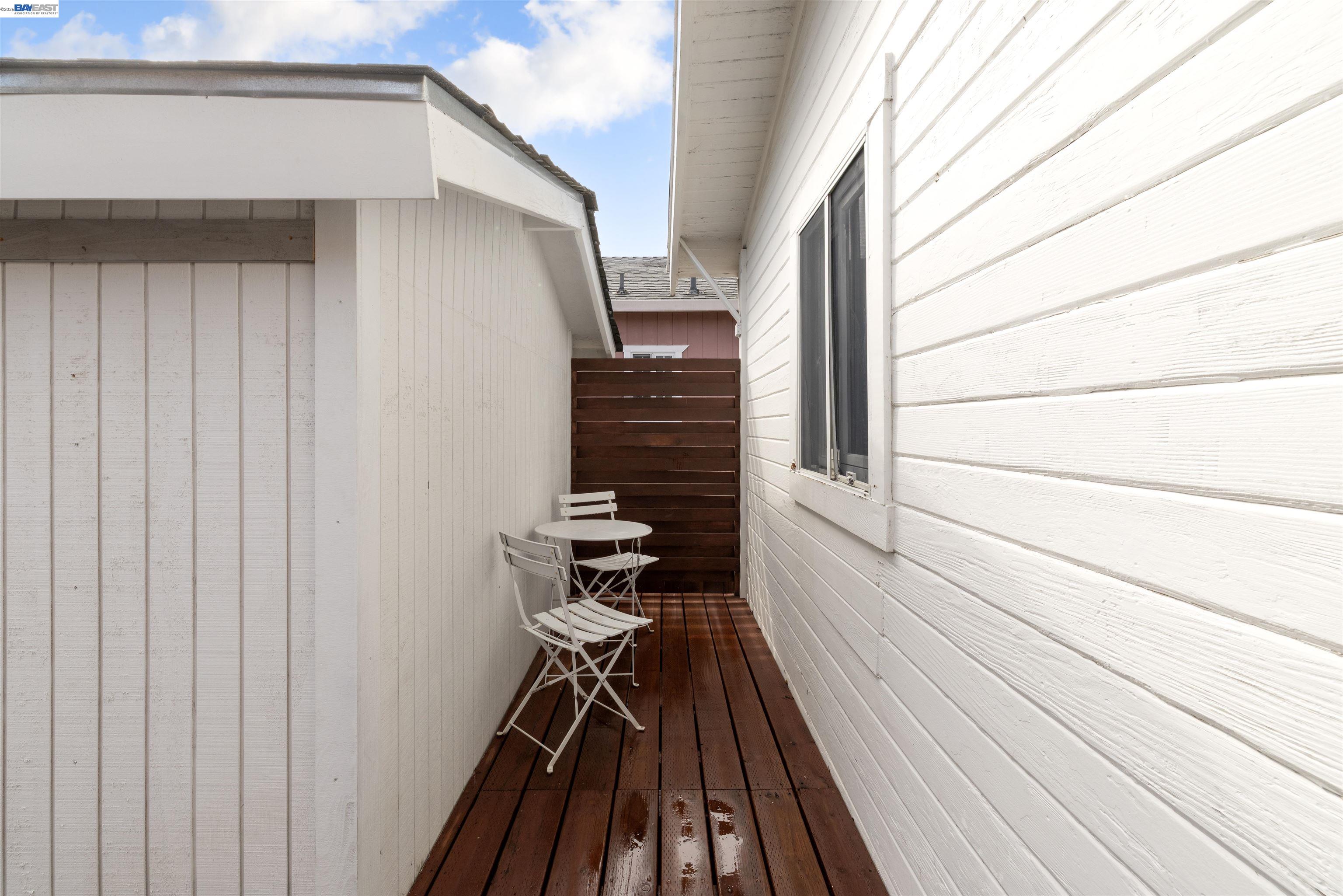 Detail Gallery Image 19 of 29 For 1924 84th Ave, Oakland,  CA 94621 - 2 Beds | 1 Baths