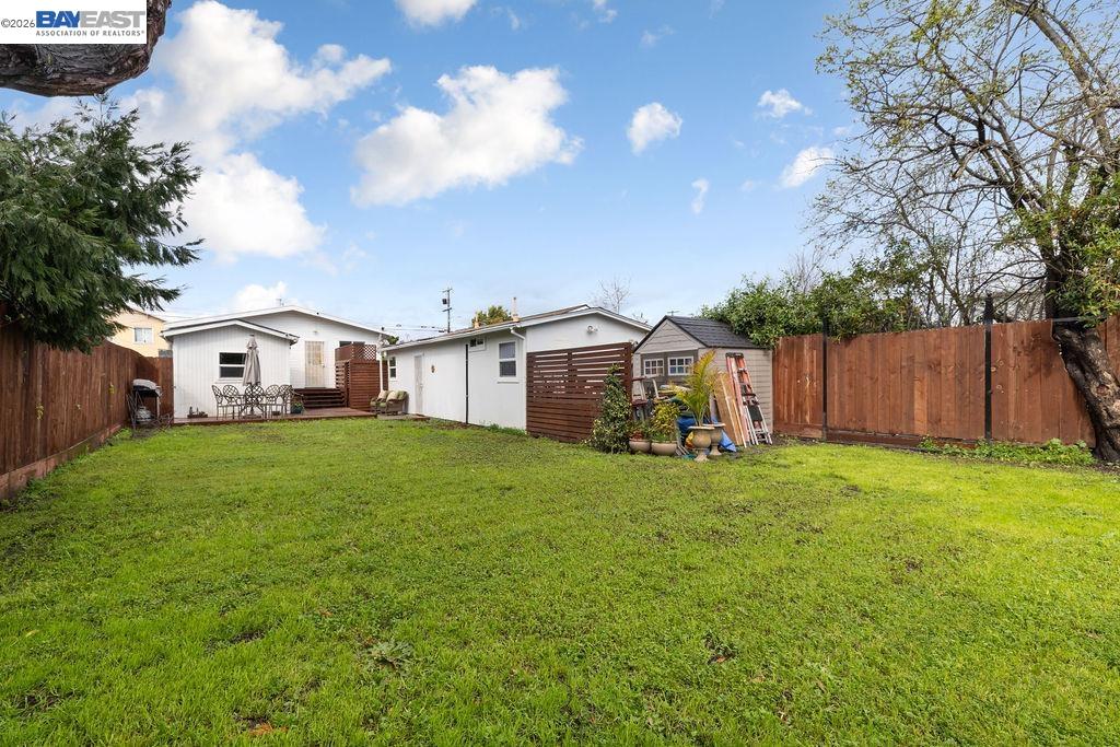 Detail Gallery Image 23 of 29 For 1924 84th Ave, Oakland,  CA 94621 - 2 Beds | 1 Baths