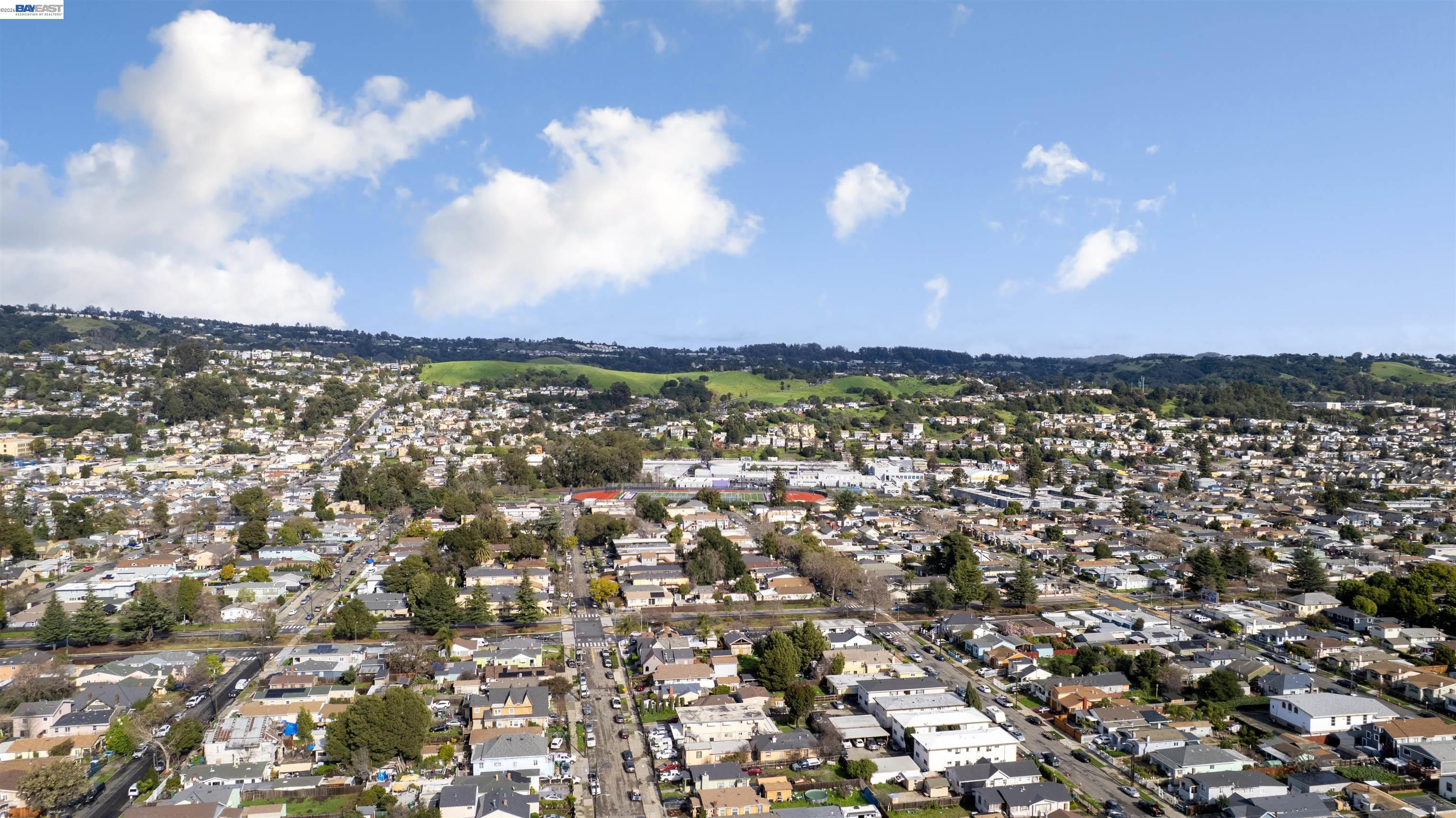 Detail Gallery Image 27 of 29 For 1924 84th Ave, Oakland,  CA 94621 - 2 Beds | 1 Baths