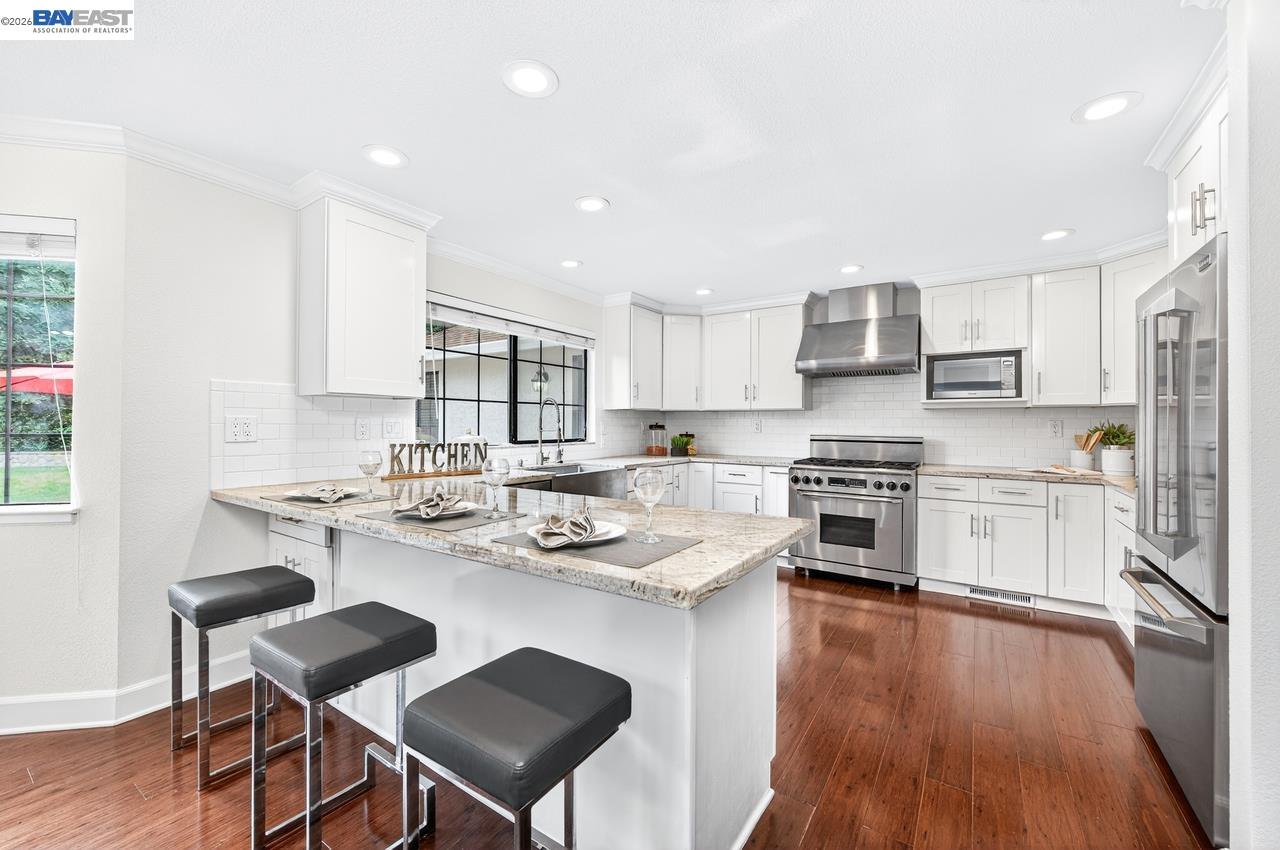 Detail Gallery Image 17 of 53 For 2737 Harland Ct, Walnut Creek,  CA 94598 - 5 Beds | 3/1 Baths