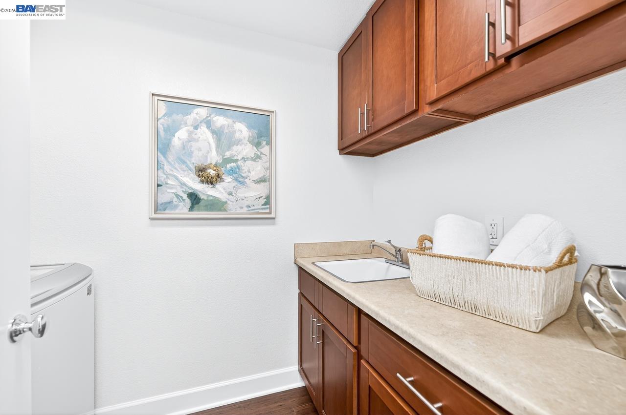 Detail Gallery Image 23 of 53 For 2737 Harland Ct, Walnut Creek,  CA 94598 - 5 Beds | 3/1 Baths