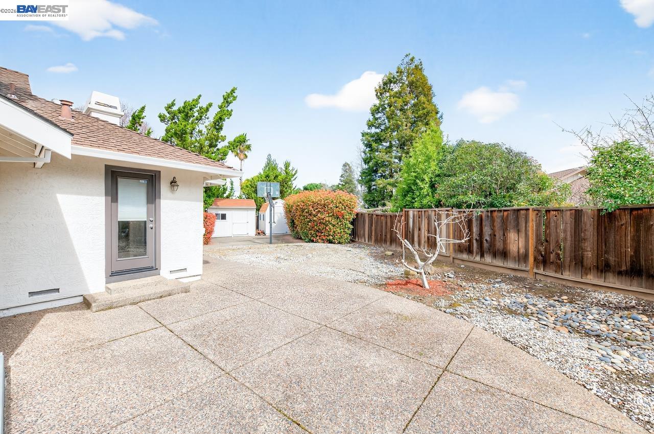 Detail Gallery Image 38 of 53 For 2737 Harland Ct, Walnut Creek,  CA 94598 - 5 Beds | 3/1 Baths