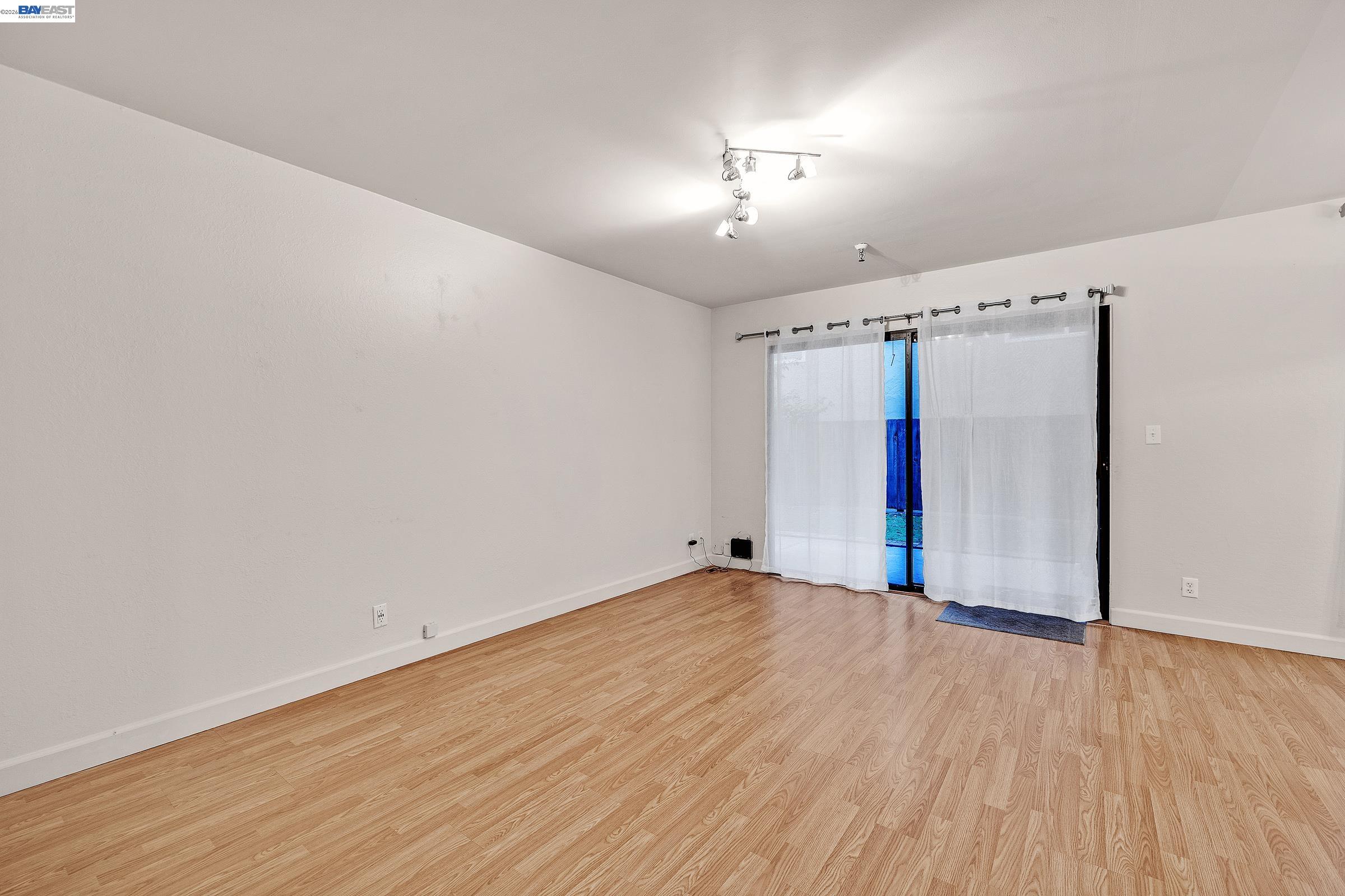 771 Kingston Ave UNIT 104, Oakland, CA, 94611