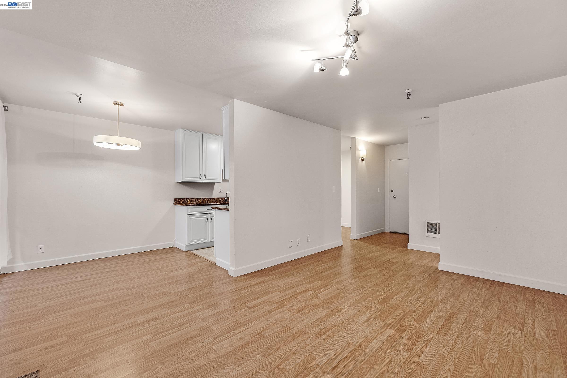 771 Kingston Ave UNIT 104, Oakland, CA, 94611