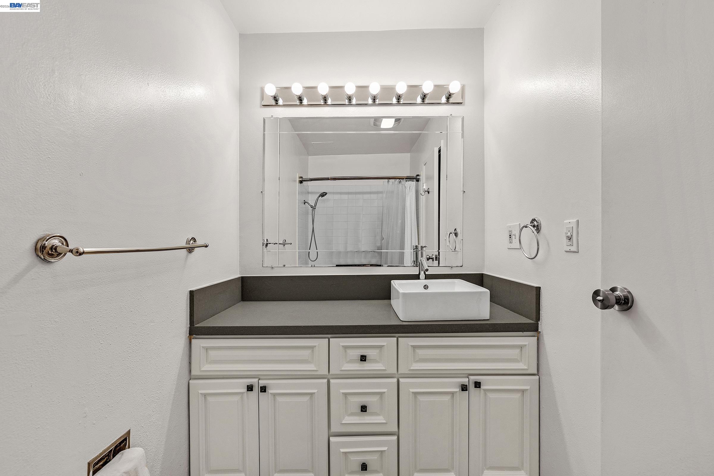 771 Kingston Ave UNIT 104, Oakland, CA, 94611