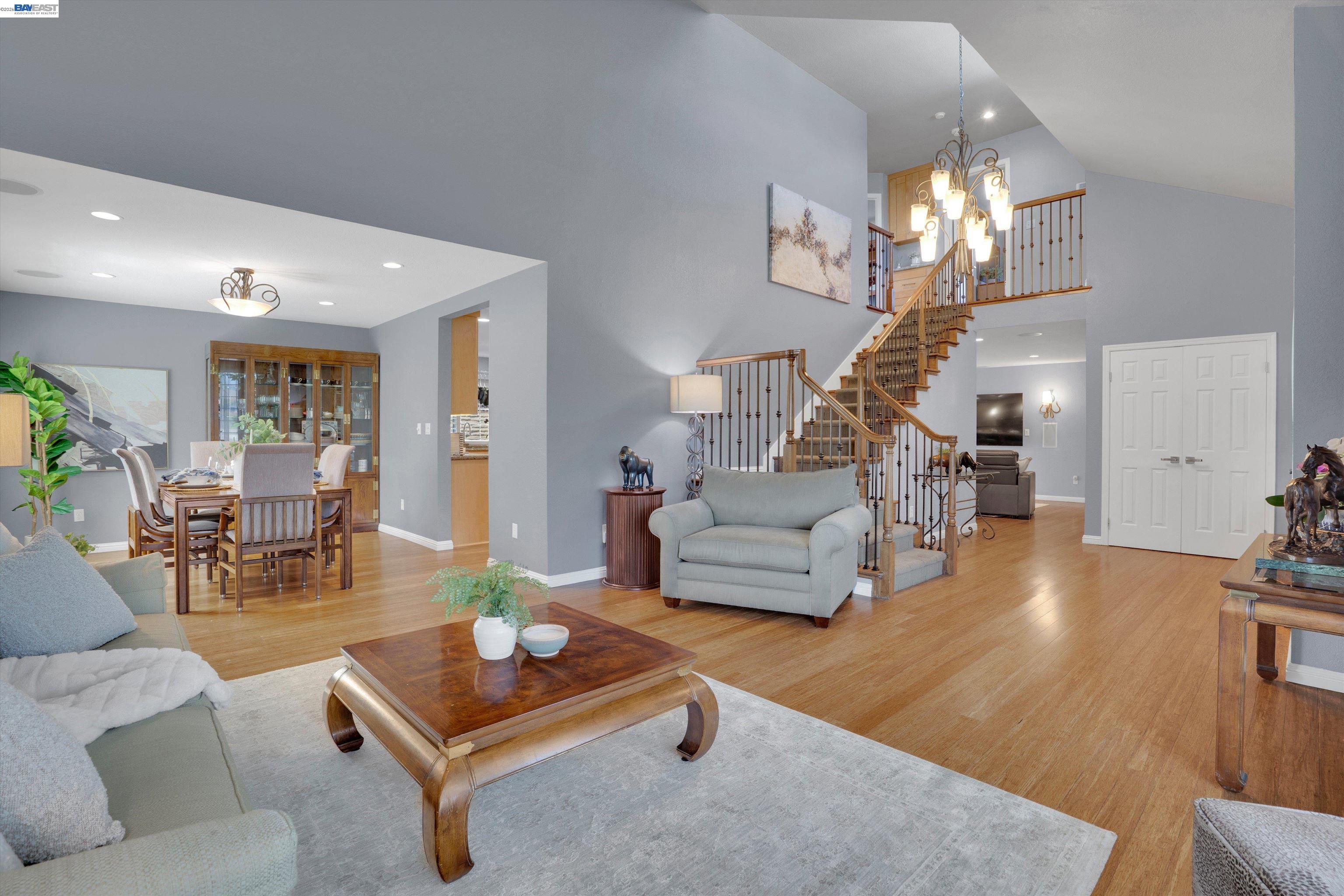 Detail Gallery Image 5 of 31 For 33499 Quail Run Rd, Fremont,  CA 94555 - 4 Beds | 2/1 Baths