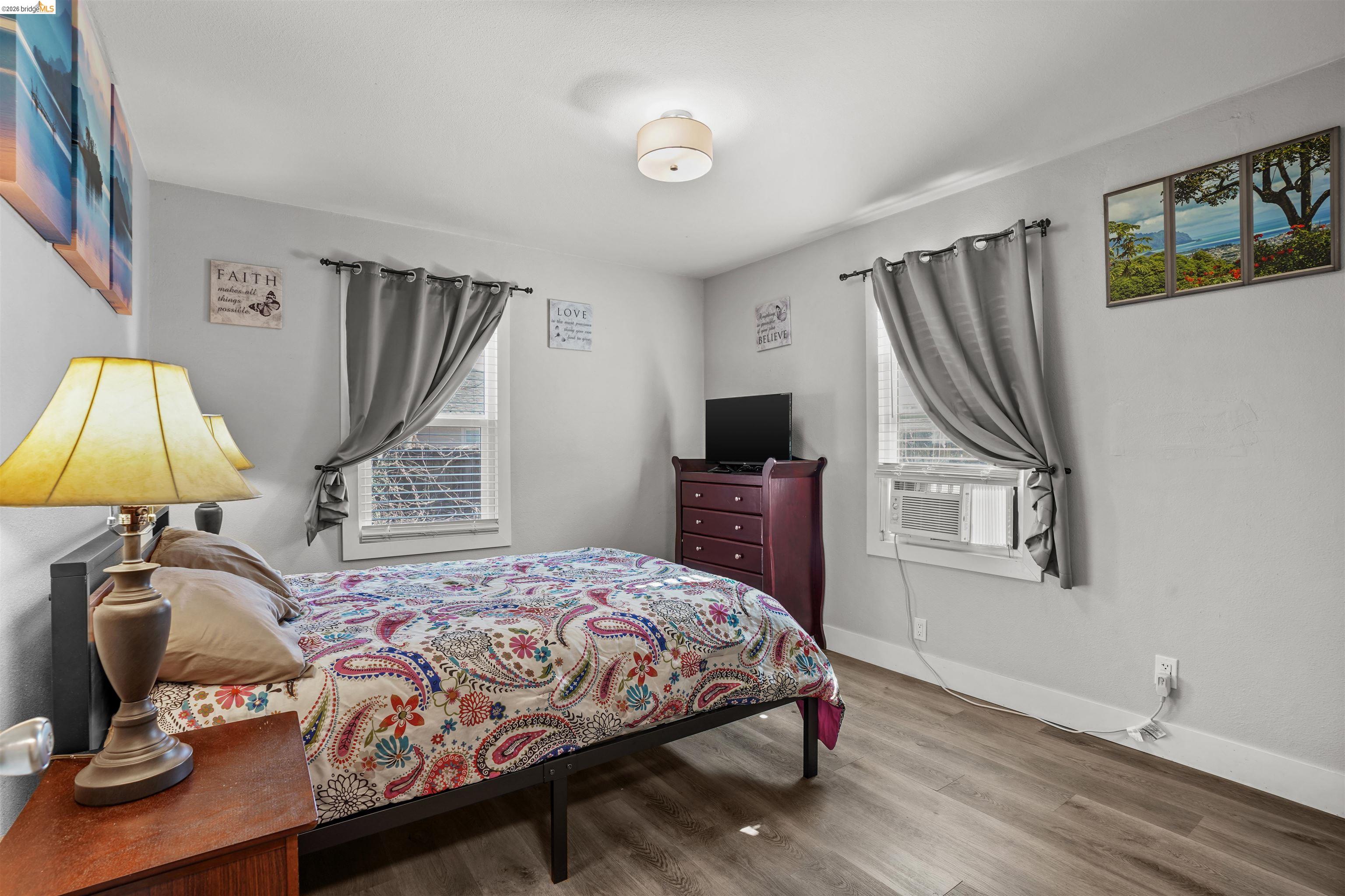 Detail Gallery Image 21 of 29 For 80 Loma Vista Way, Pittsburg,  CA 94565 - 3 Beds | 1 Baths