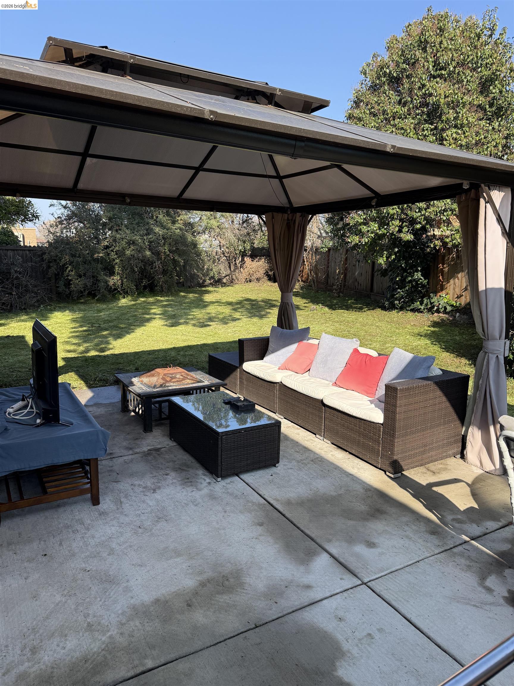 Detail Gallery Image 28 of 29 For 80 Loma Vista Way, Pittsburg,  CA 94565 - 3 Beds | 1 Baths