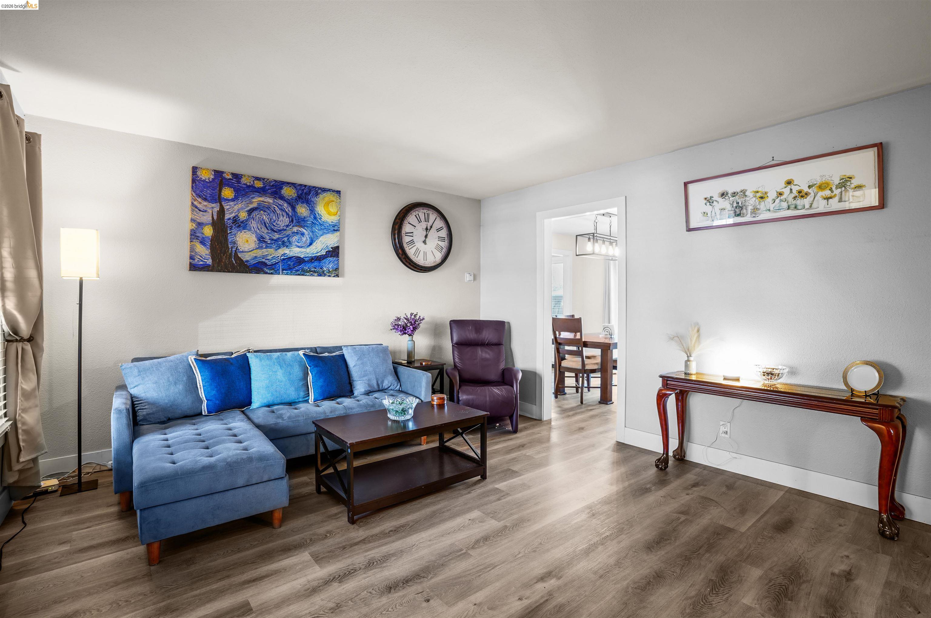 Detail Gallery Image 7 of 29 For 80 Loma Vista Way, Pittsburg,  CA 94565 - 3 Beds | 1 Baths